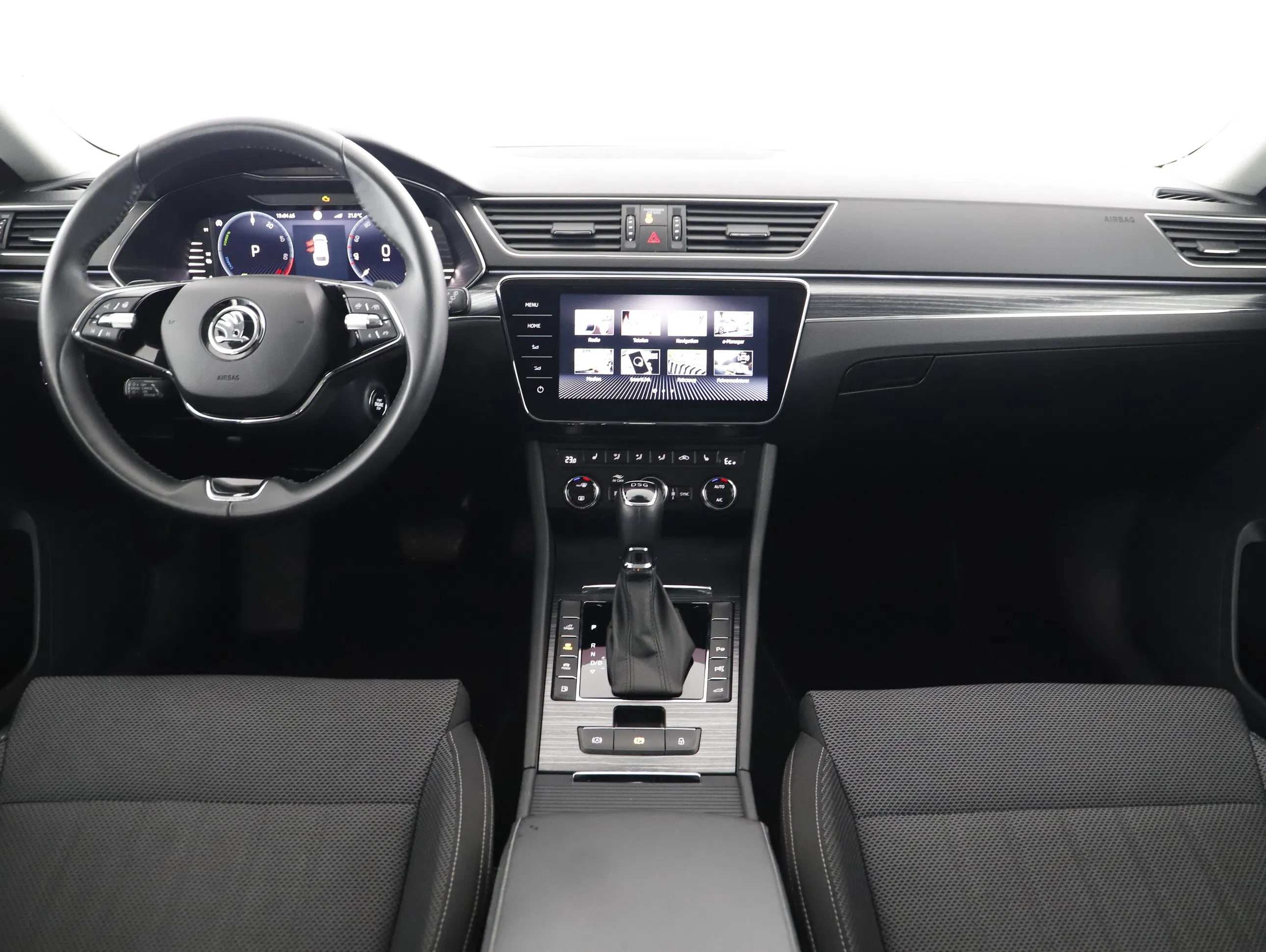 Skoda Superb Combi 1.4 TSI iV Style | Bild 3 von 25