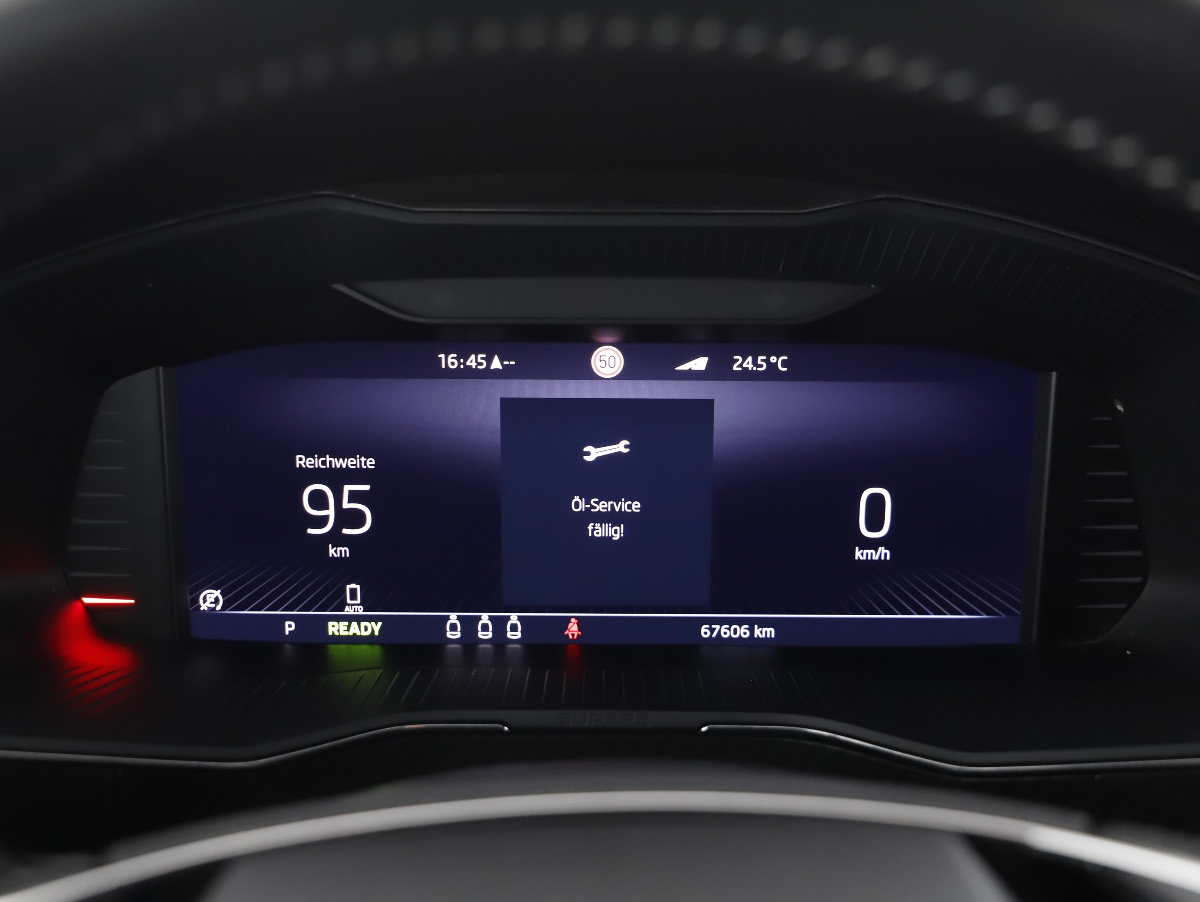 Skoda Superb Combi 1.4 TSI iV Sportline | Bild 11 von 22