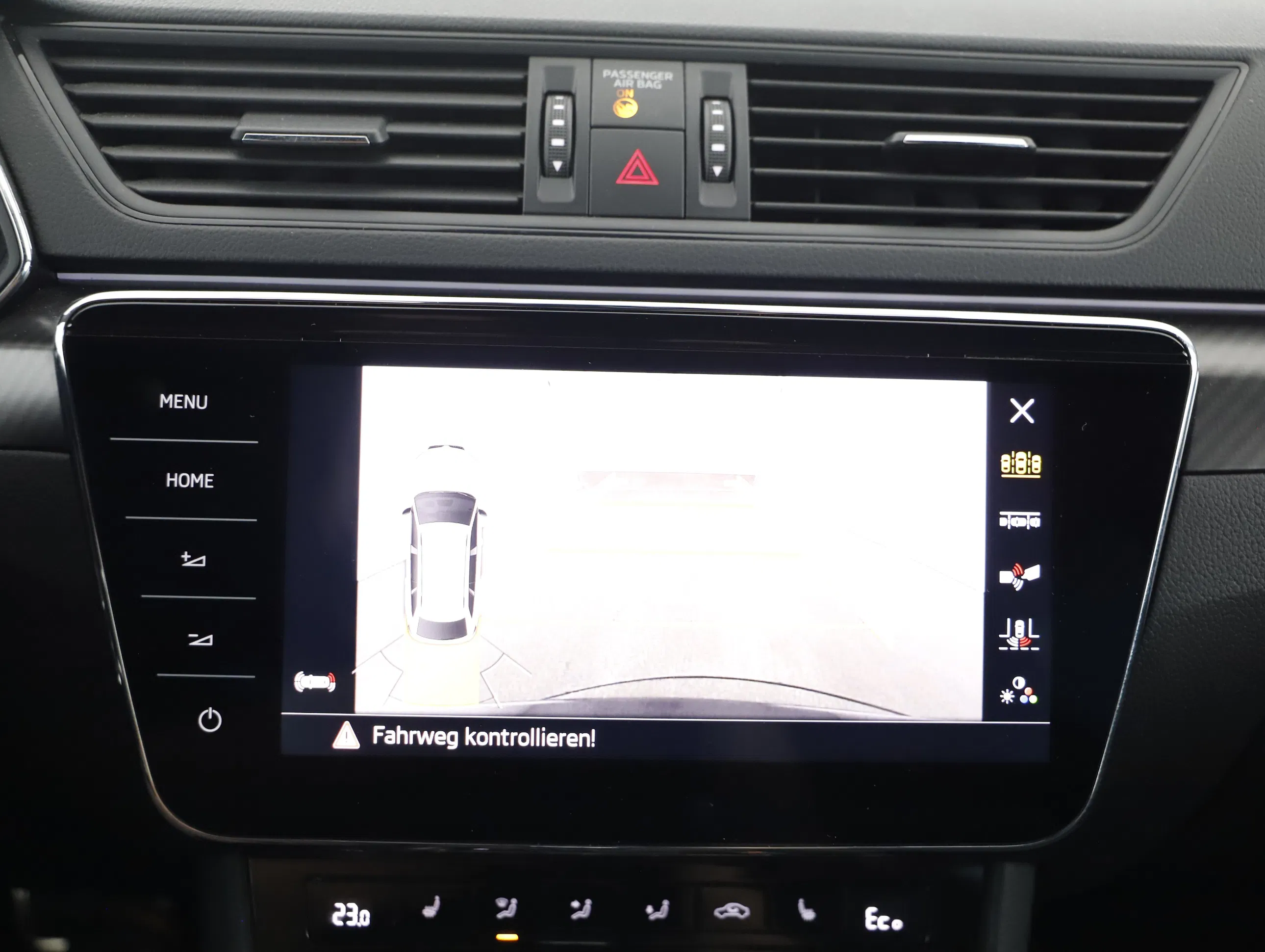 Skoda Superb Combi 1.4 TSI iV Sportline | Bild 16 von 22