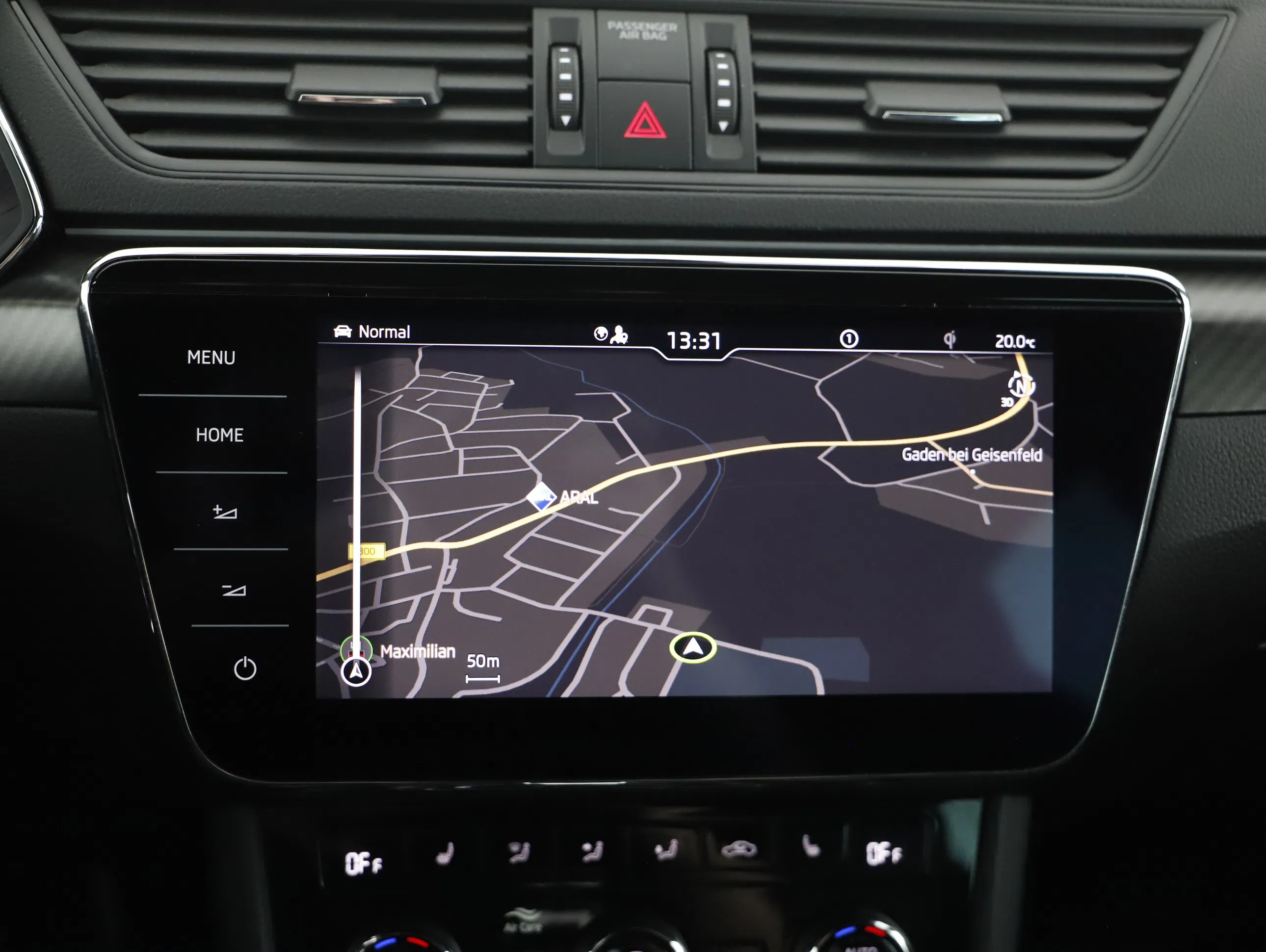 Skoda Superb Combi 1.4 TSI iV Sportline | Bild 16 von 26