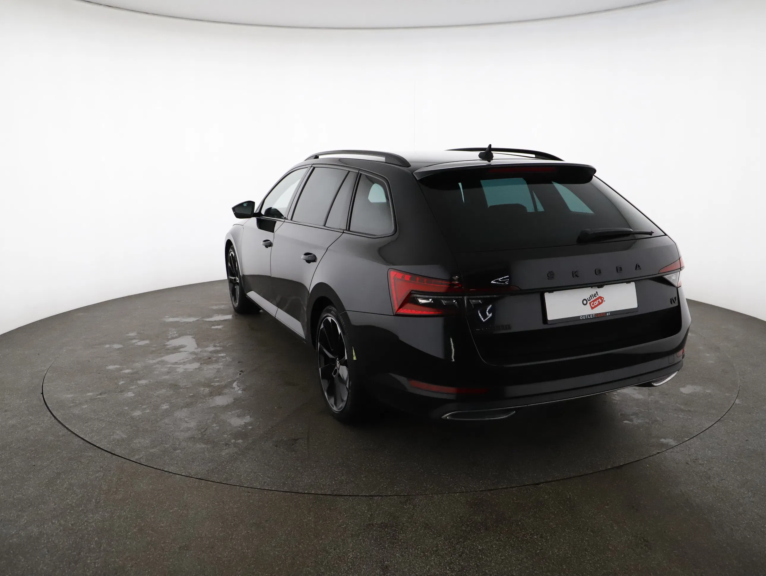 Skoda Superb Combi 1.4 TSI iV Sportline | Bild 3 von 26