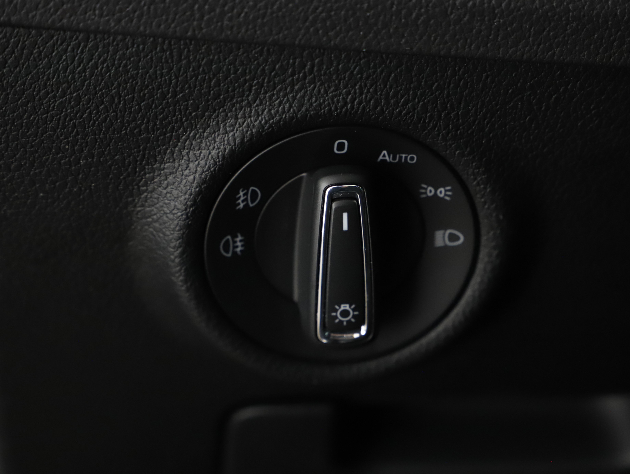 Skoda Superb Combi 1.4 TSI iV Sportline | Bild 7 von 26