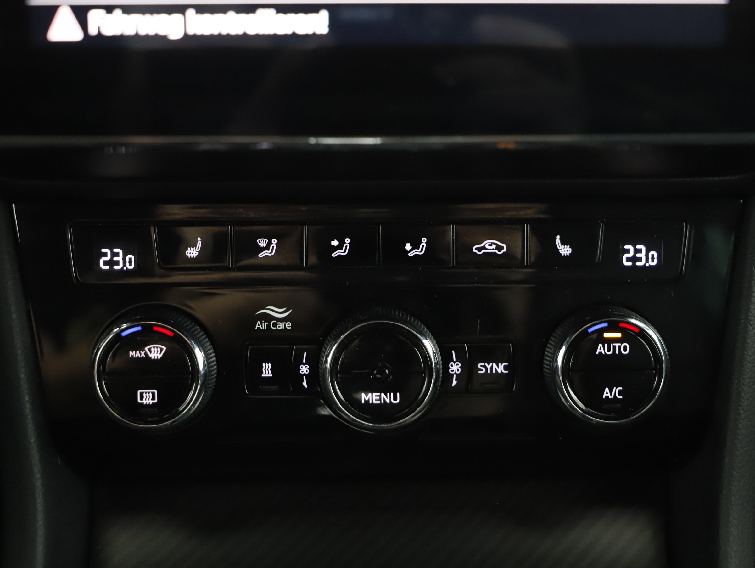 Skoda Superb Combi 1.4 TSI iV Sportline | Bild 10 von 23