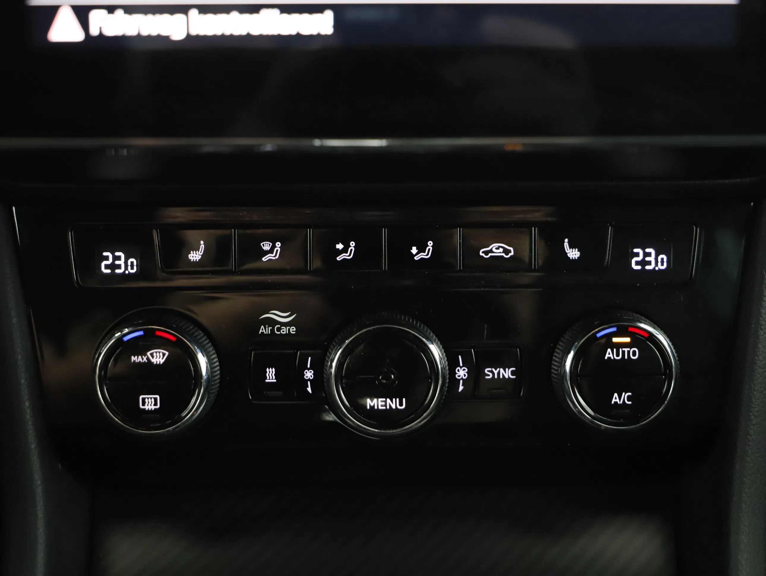Skoda Superb Combi 1.4 TSI iV Sportline | Bild 10 von 23