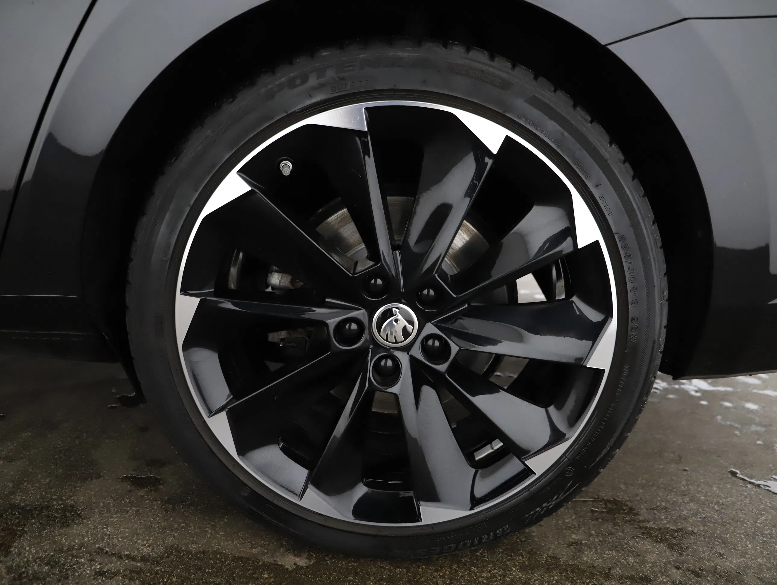 Skoda Superb Combi 1.4 TSI iV Sportline | Bild 22 von 23