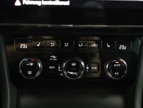 Skoda Superb Combi 1.4 TSI iV Sportline | Thumbnail 19 von 28