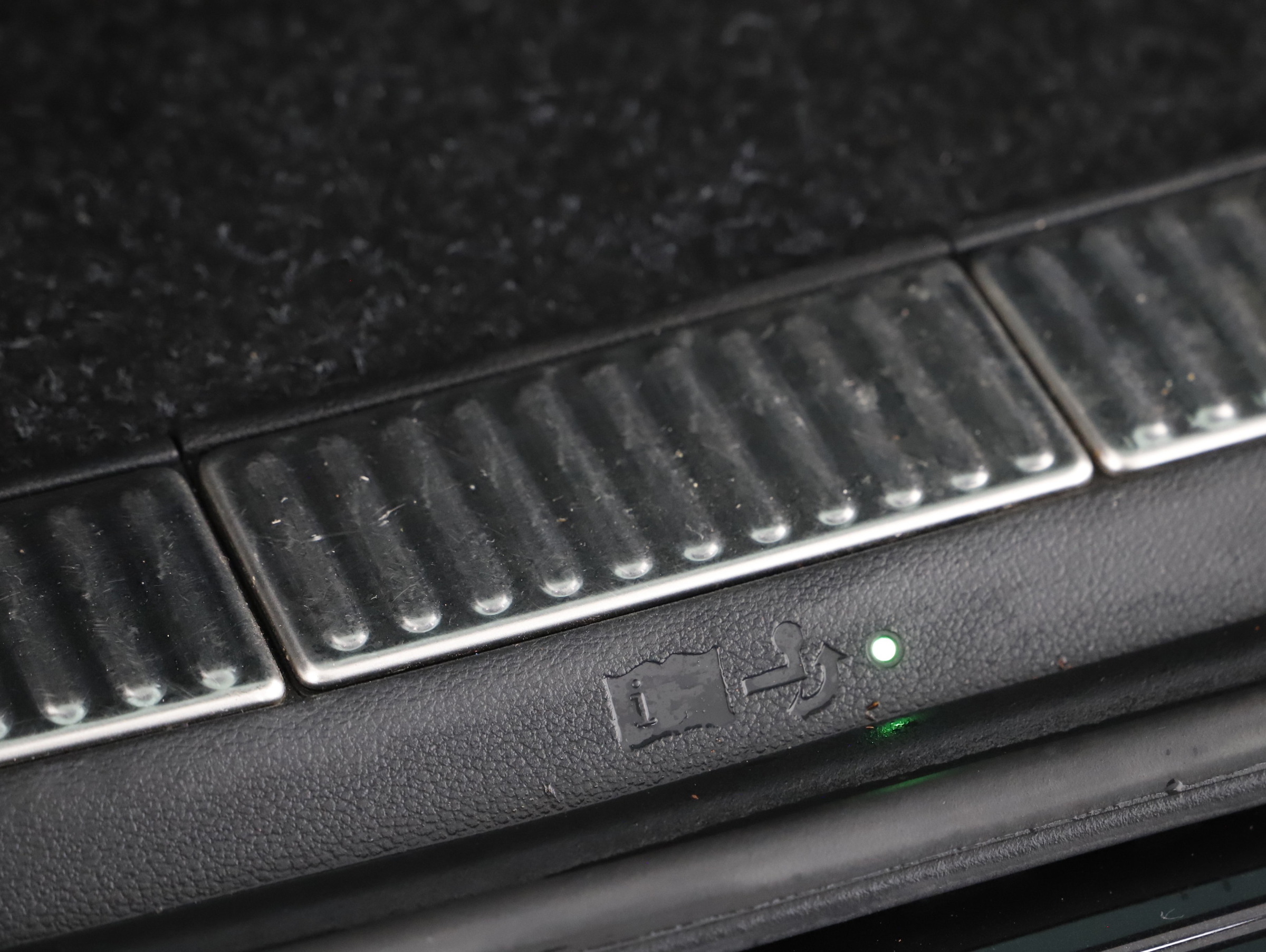 Skoda Superb Combi 1.4 TSI iV Sportline | Bild 24 von 28