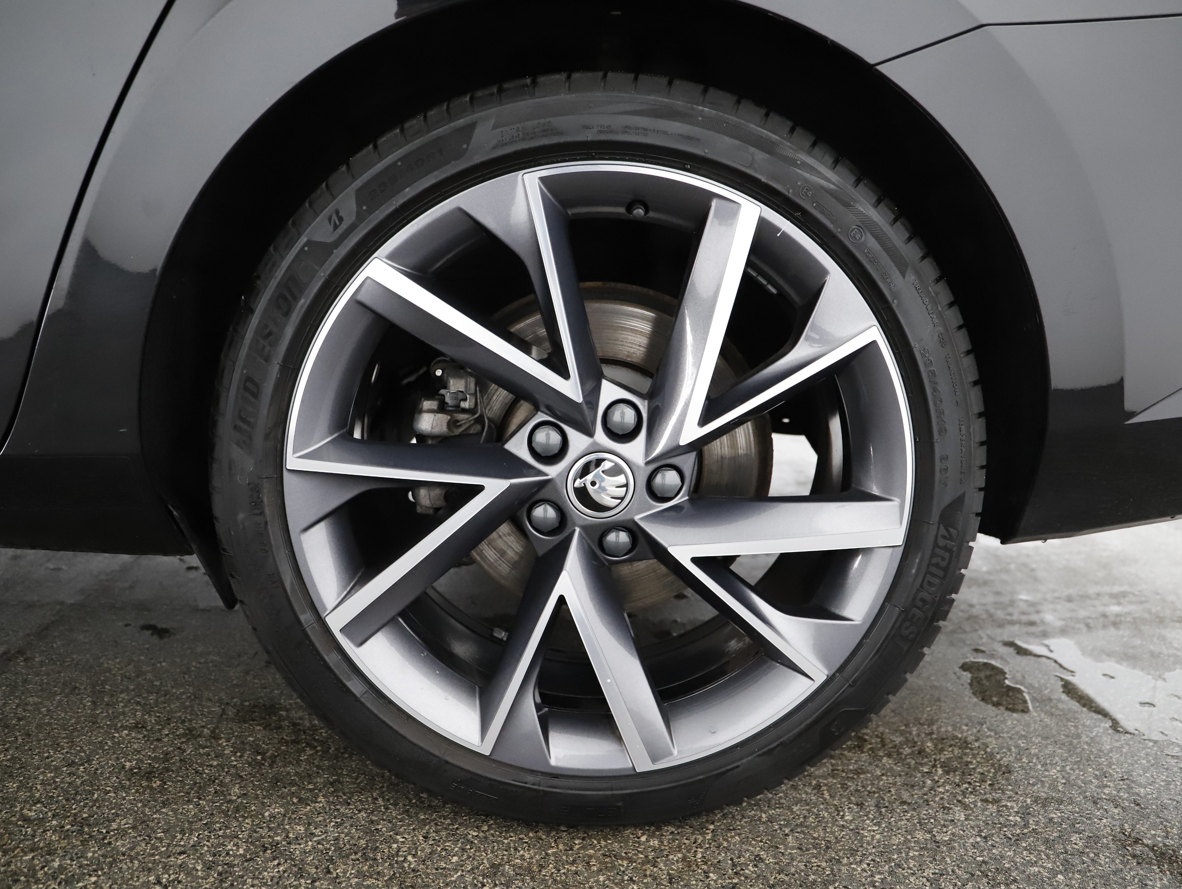 Skoda Superb Combi 1.4 TSI iV Sportline | Bild 4 von 28