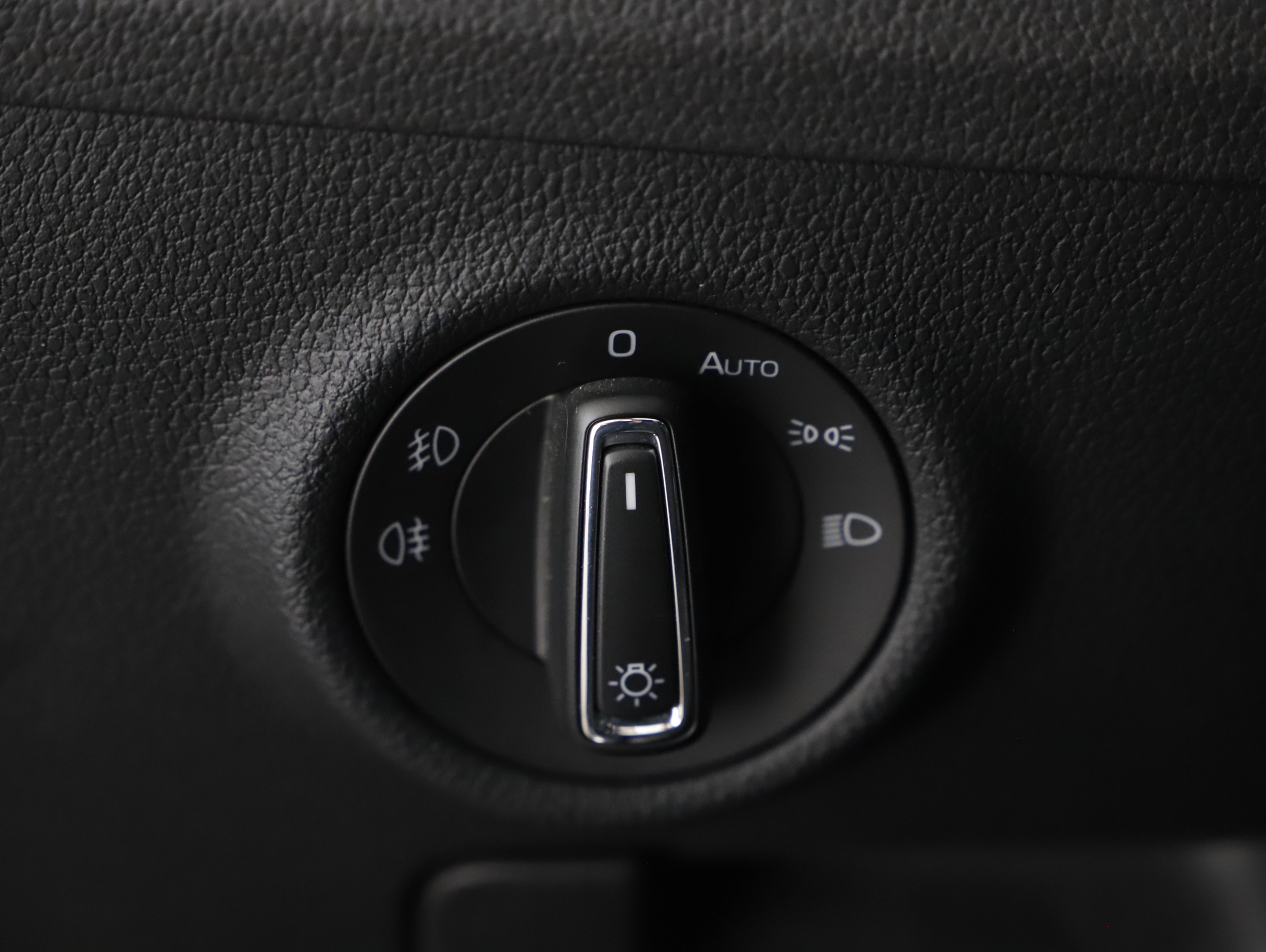 Skoda Superb Combi 1.4 TSI iV Sportline | Bild 7 von 28