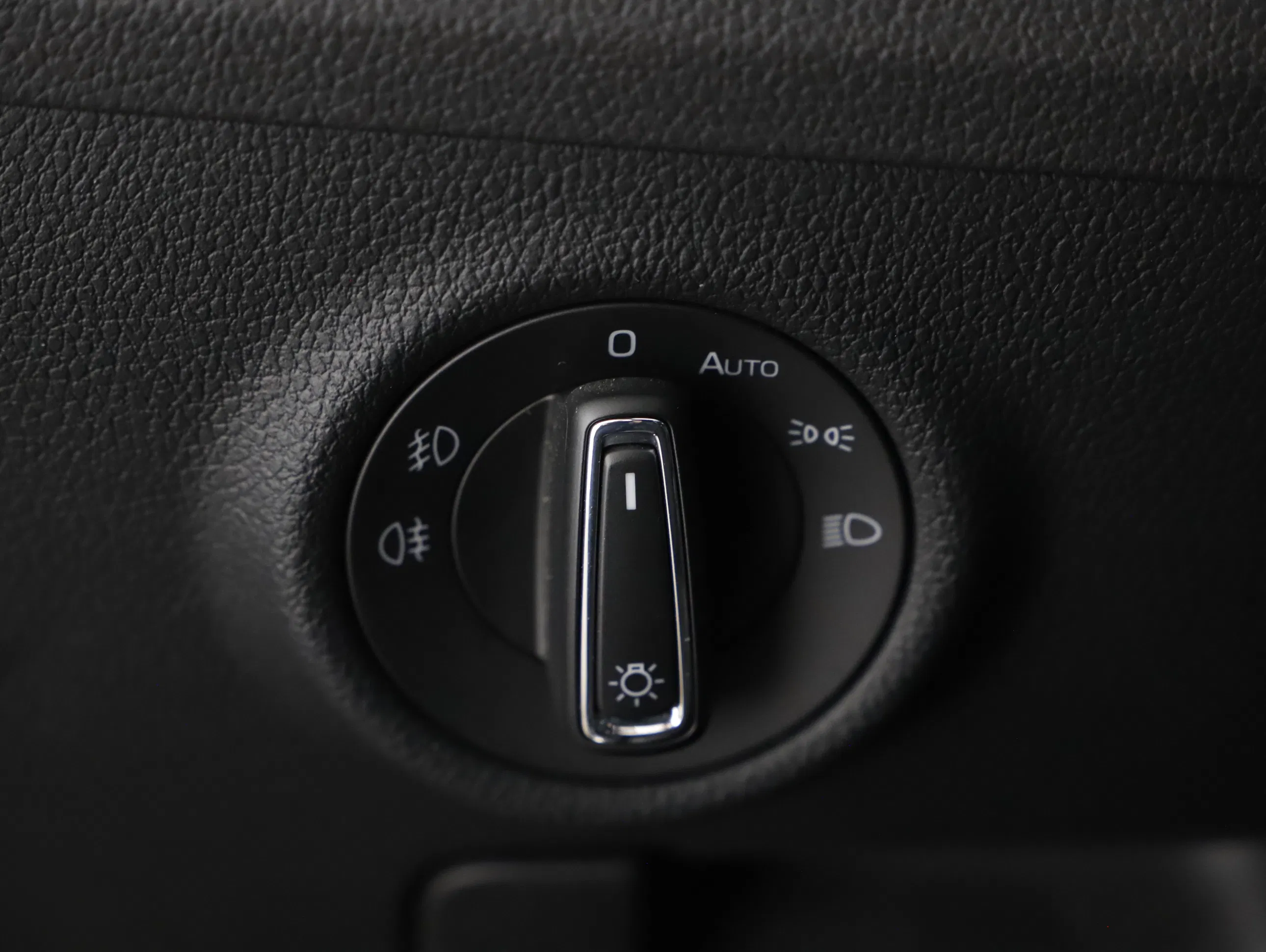 Skoda Superb Combi 1.4 TSI iV Sportline | Bild 7 von 28