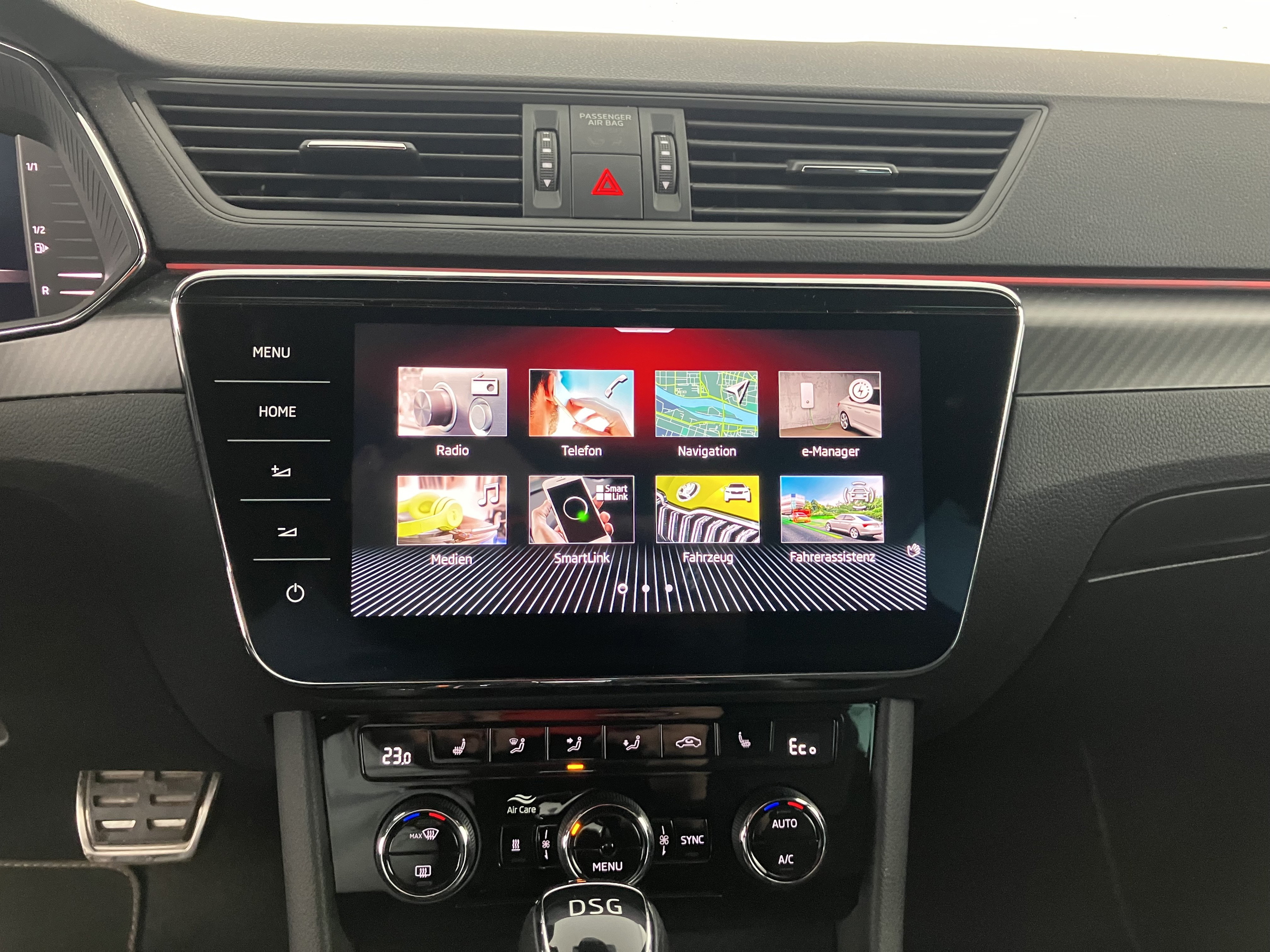 Skoda Superb Combi 1.4 TSI iV Sportline | Bild 12 von 31