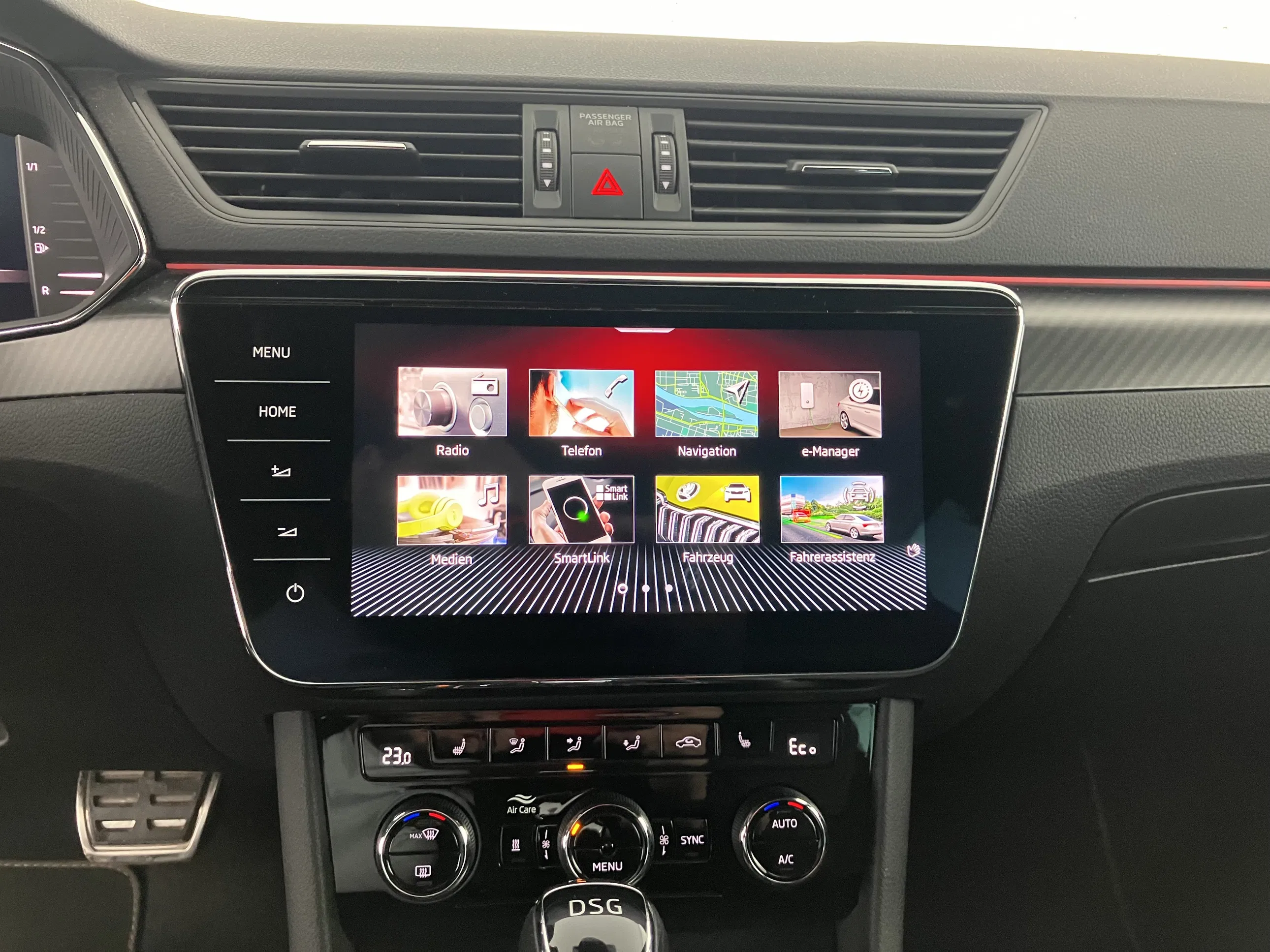 Skoda Superb Combi 1.4 TSI iV Sportline | Bild 12 von 31