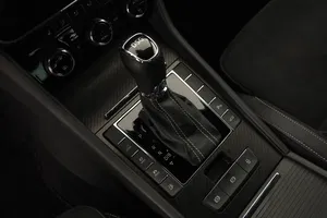 Skoda Superb Combi 1.4 TSI iV Sportline | Thumbnail 15 von 31