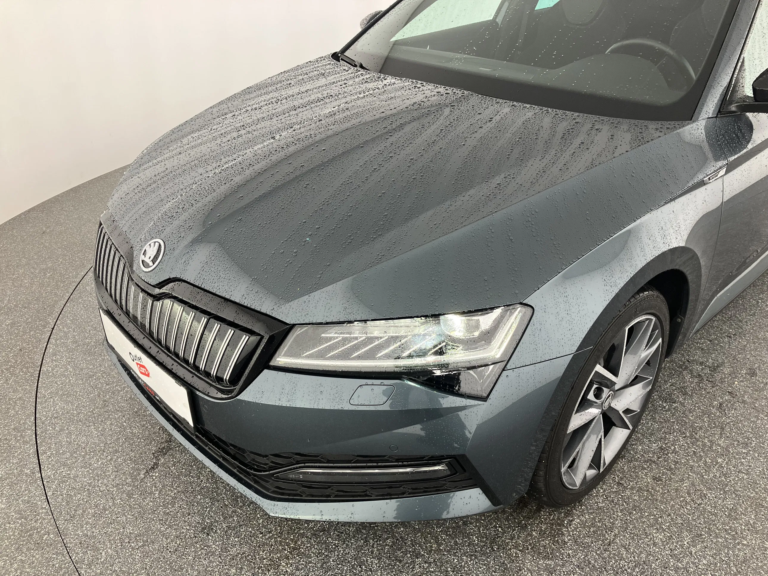 Skoda Superb Combi 1.4 TSI iV Sportline | Bild 21 von 31