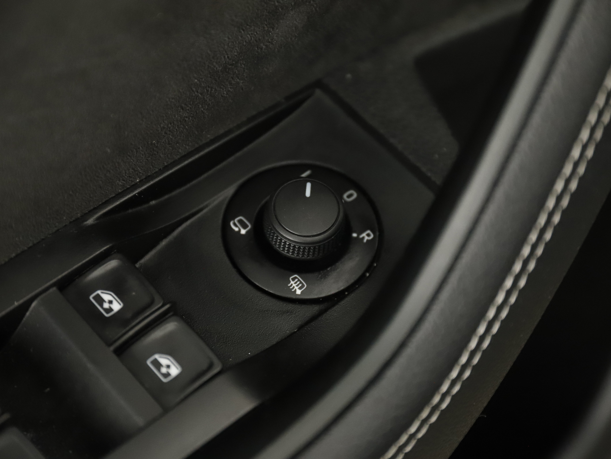 Skoda Superb Combi 1.4 TSI iV Sportline | Bild 23 von 31