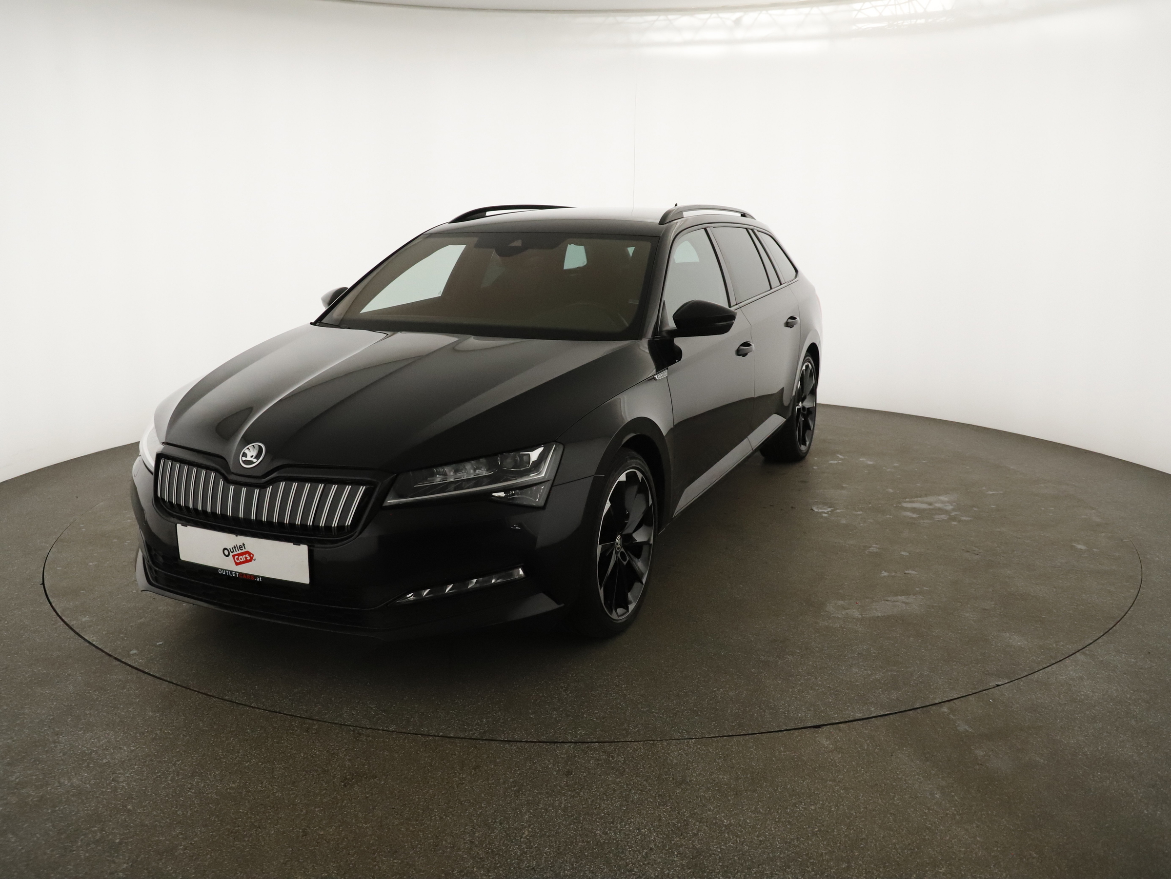 Skoda Superb Combi 1.4 TSI iV Sportline | Bild 26 von 31