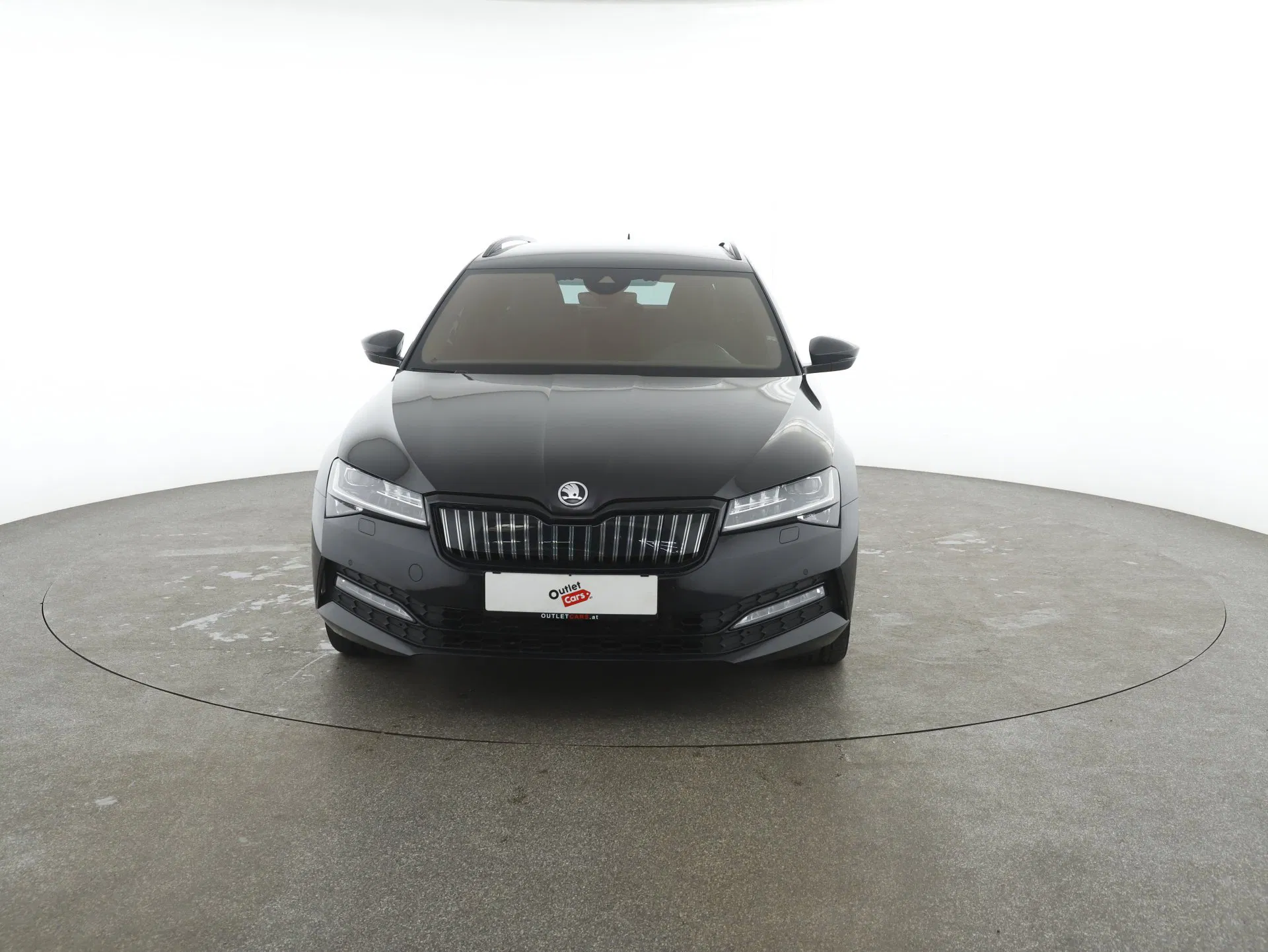 Skoda Superb Combi 1.4 TSI iV Sportline | Bild 31 von 31