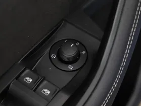 Skoda Superb Combi iV Sportline | Thumbnail 4 von 22