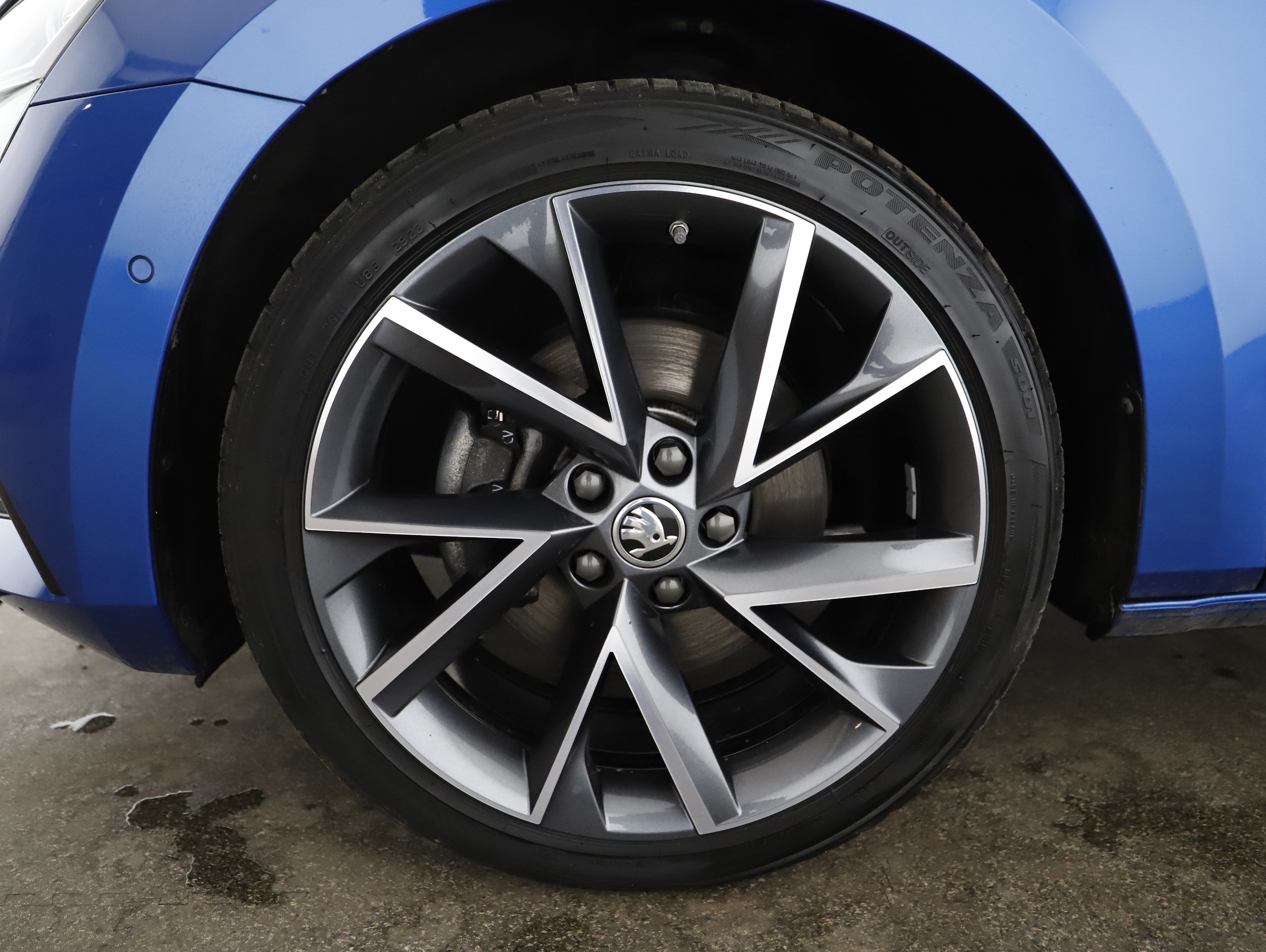 Skoda Superb Combi iV Sportline | Bild 22 von 22