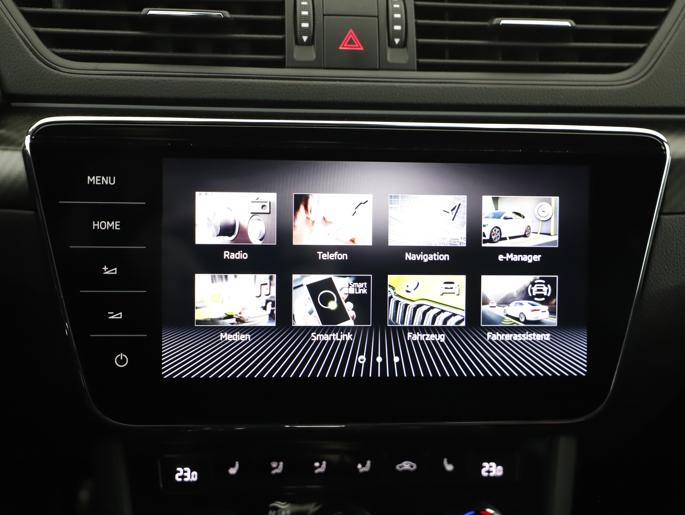 Skoda Superb Combi iV Sportline | Bild 15 von 22