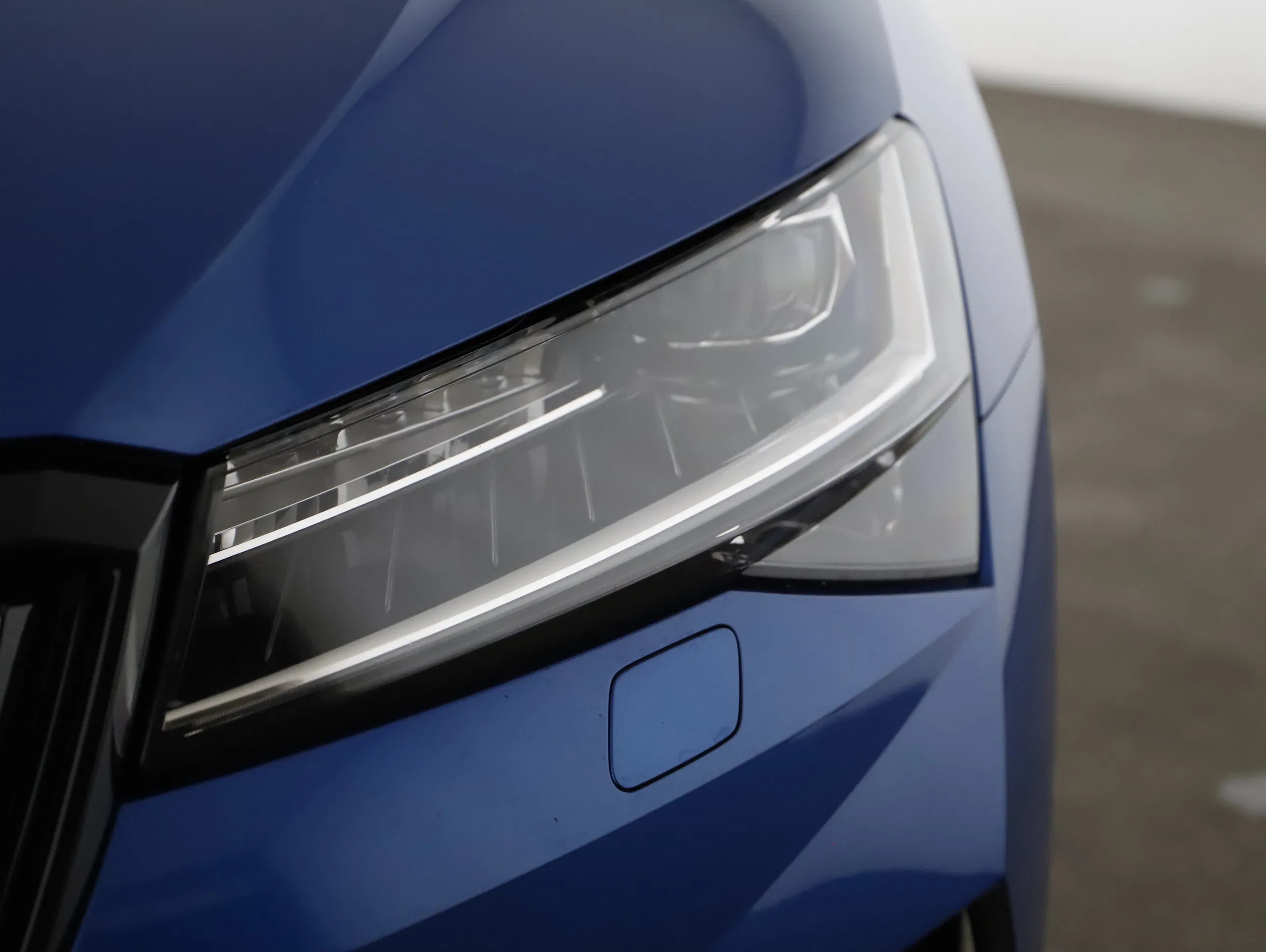 Skoda Superb Combi 1.4 TSI iV Sportline | Bild 22 von 24