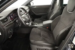 Skoda Superb Combi 1.4 TSI iV Sportline | Thumbnail 14 von 31