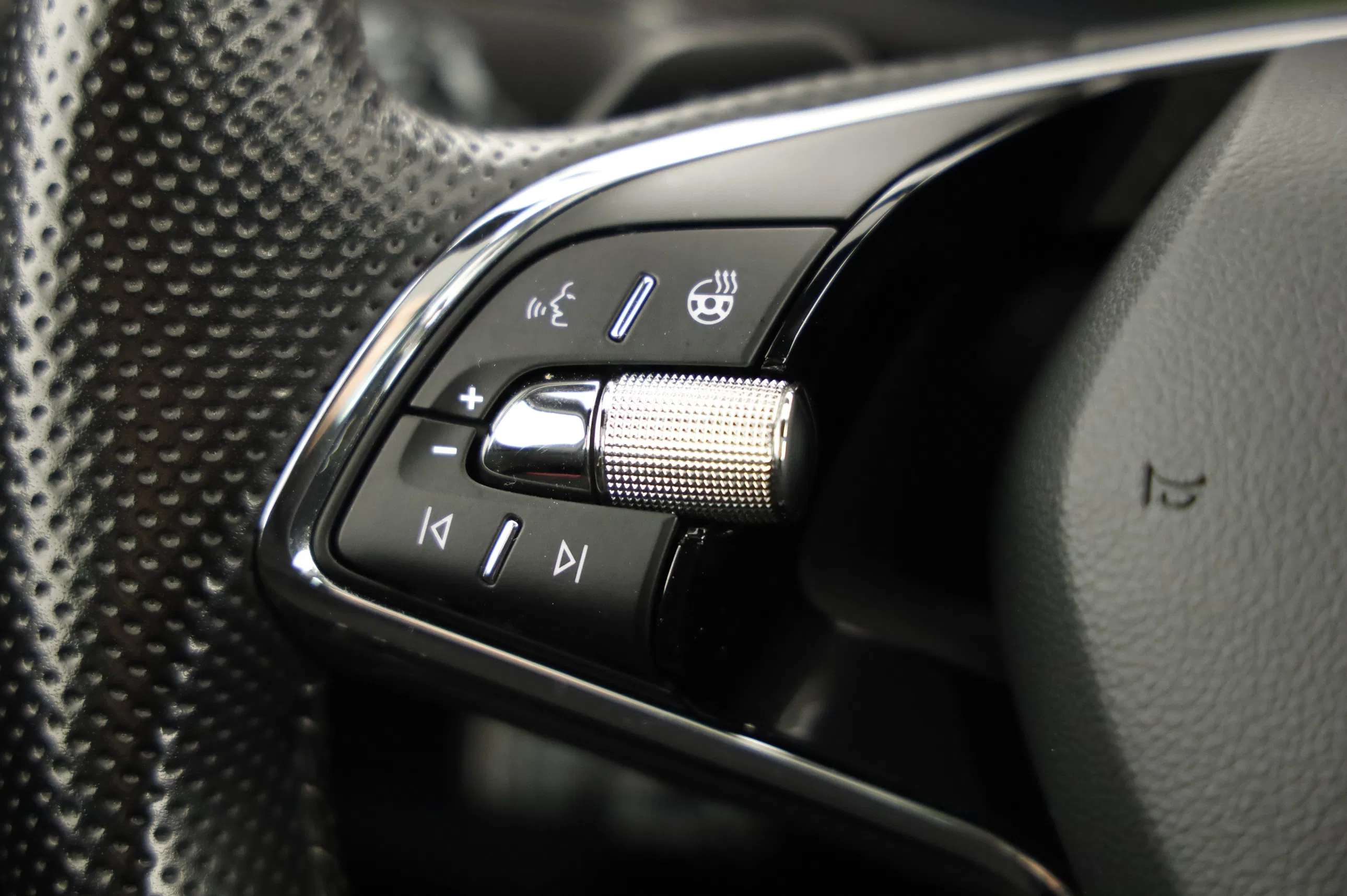 Skoda Superb Combi 1.4 TSI iV Sportline | Bild 18 von 31