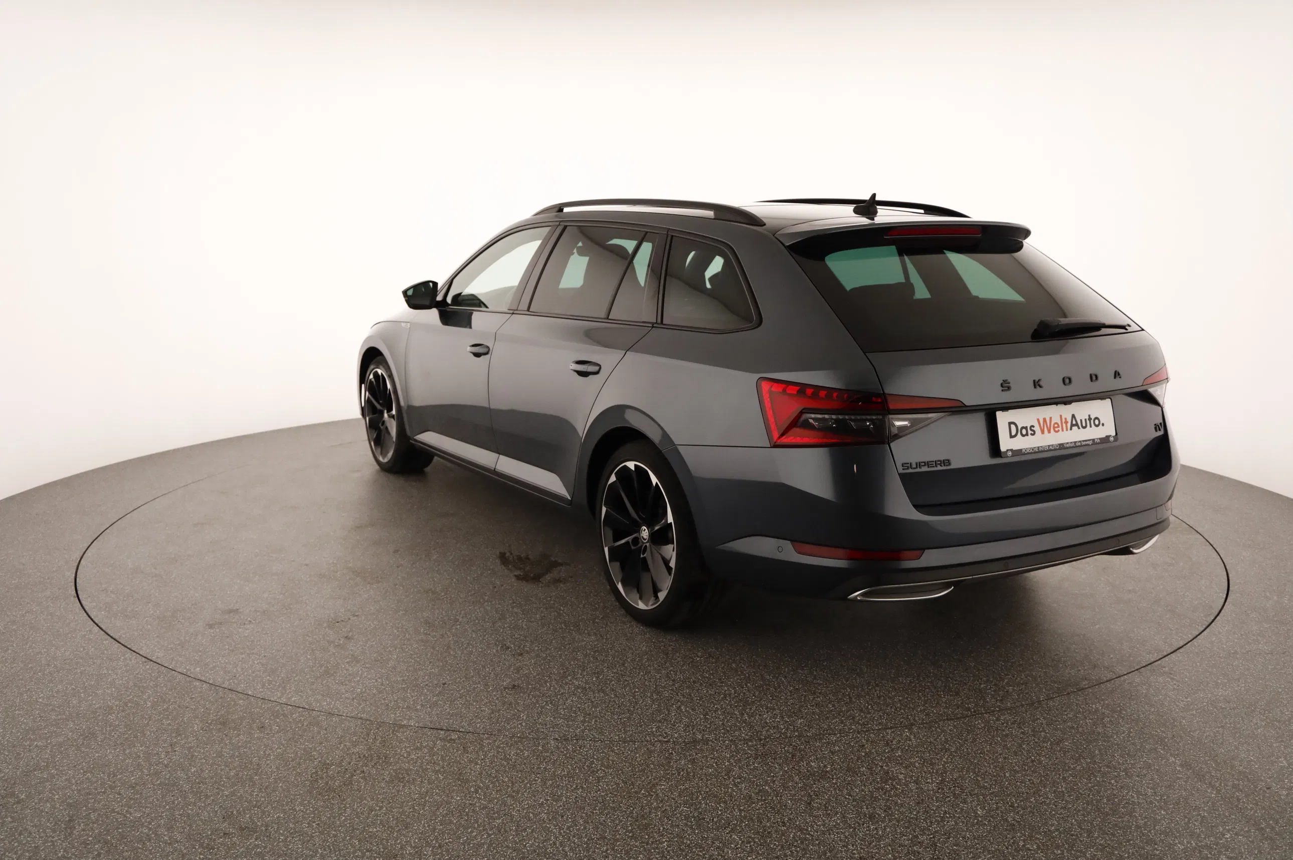 Skoda Superb Combi 1.4 TSI iV Sportline | Bild 5 von 31