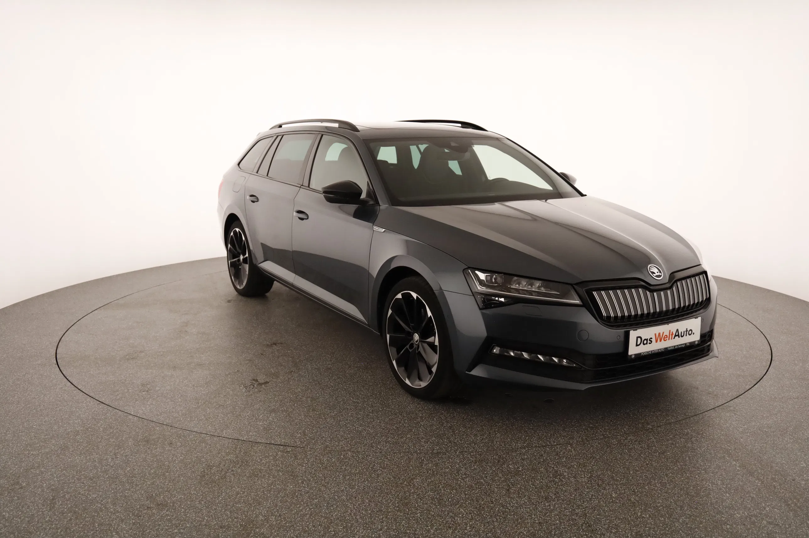 Skoda Superb Combi 1.4 TSI iV Sportline | Bild 9 von 31