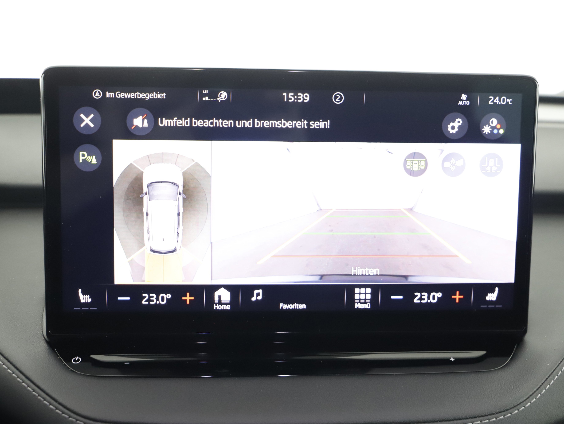 Skoda Enyaq iV 80 x Sportline | Bild 9 von 23