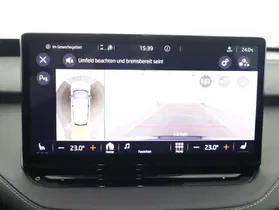 Skoda Enyaq iV 80 x Sportline | Thumbnail 9 von 23