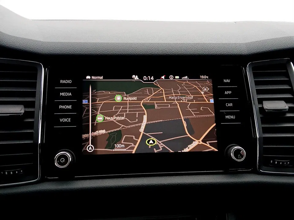 Skoda KODIAQ 4x4 SCOUT TSI DSG | Bild 18 von 24