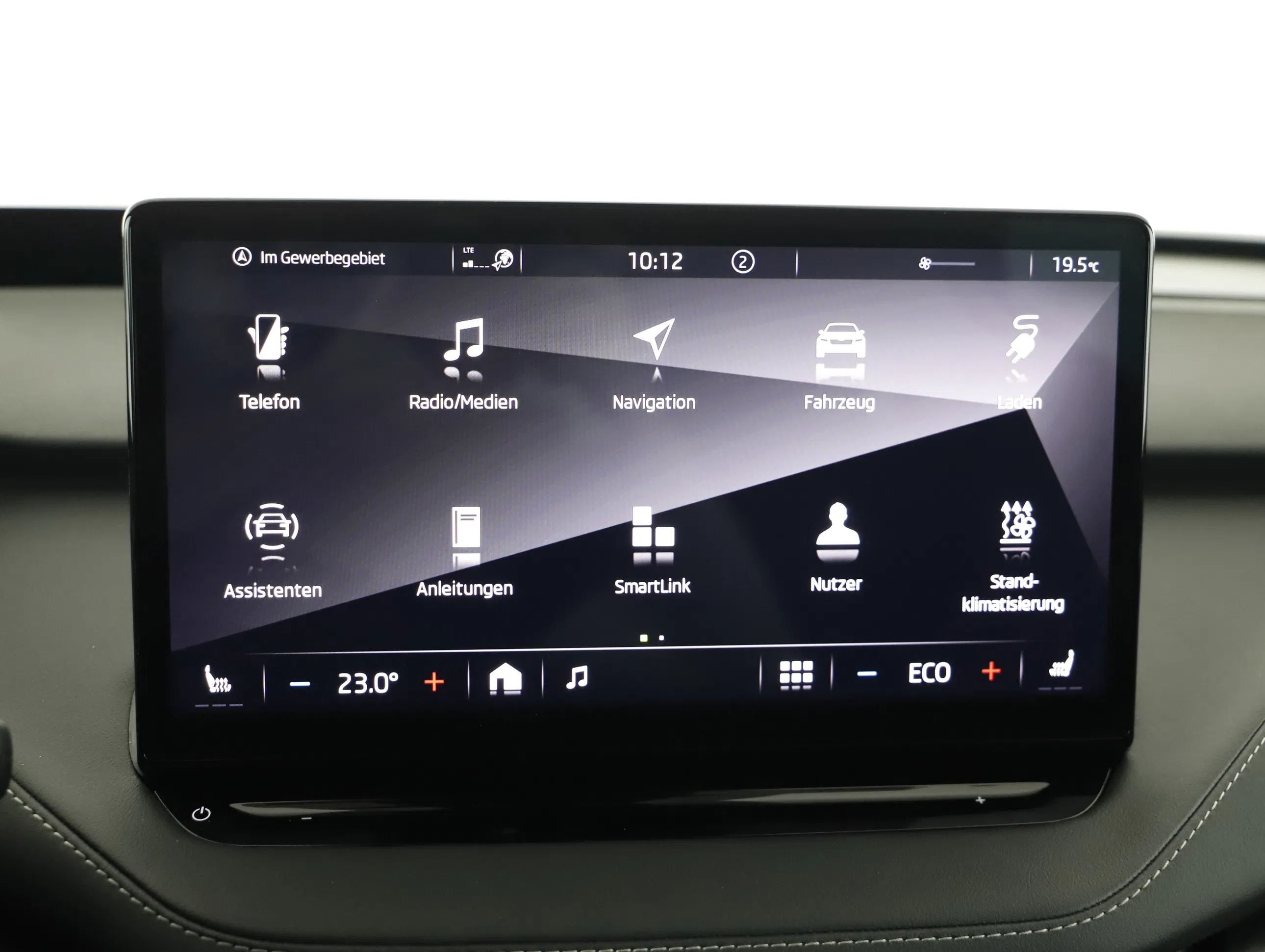 Skoda Enyaq iV 80 x Sportline | Bild 7 von 25
