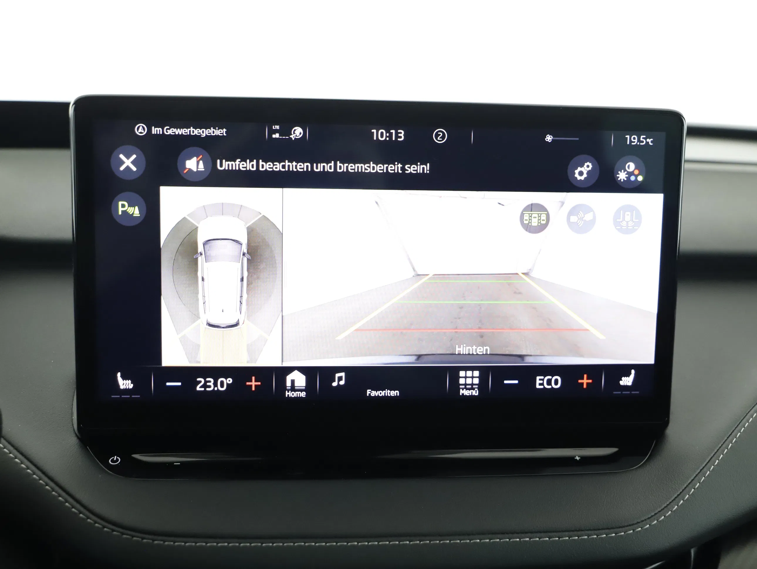 Skoda Enyaq iV 80 x Sportline | Bild 9 von 25