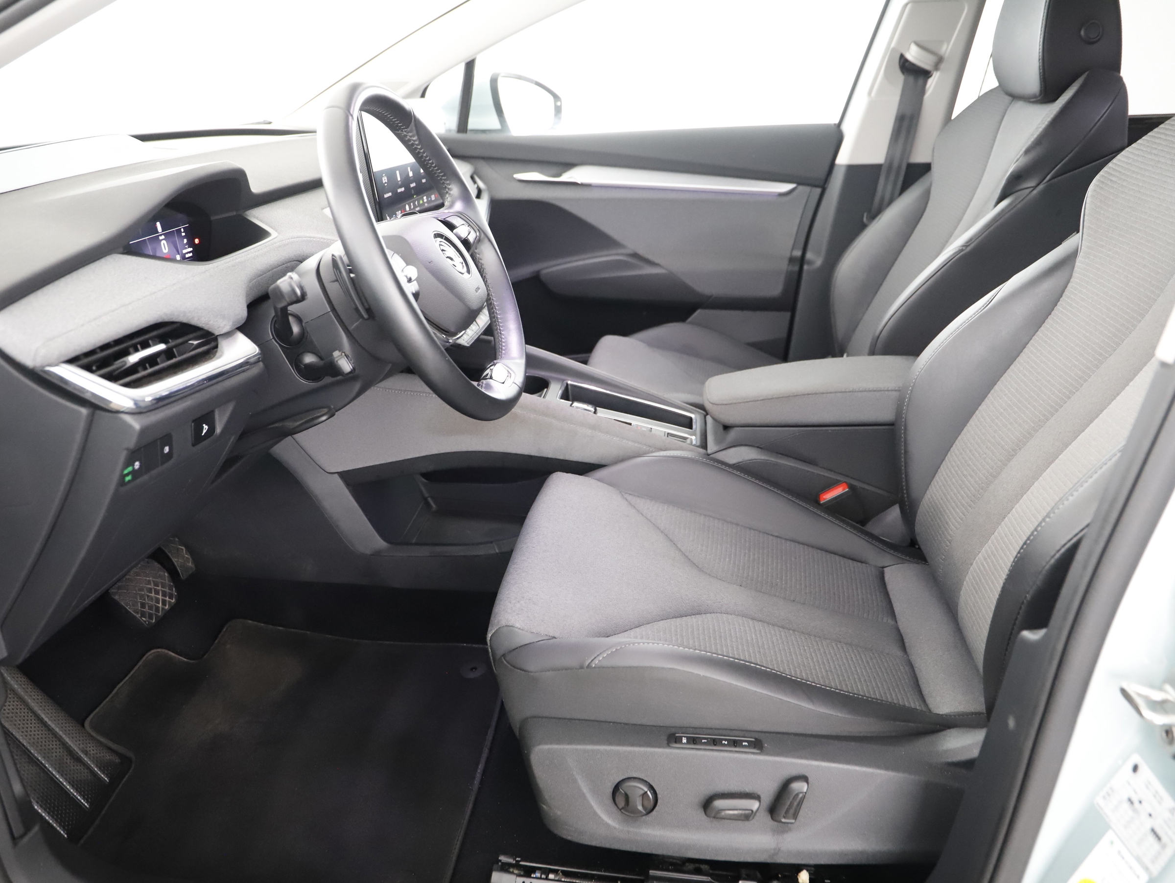 Skoda Enyaq iV 80 x Loft | Bild 7 von 21