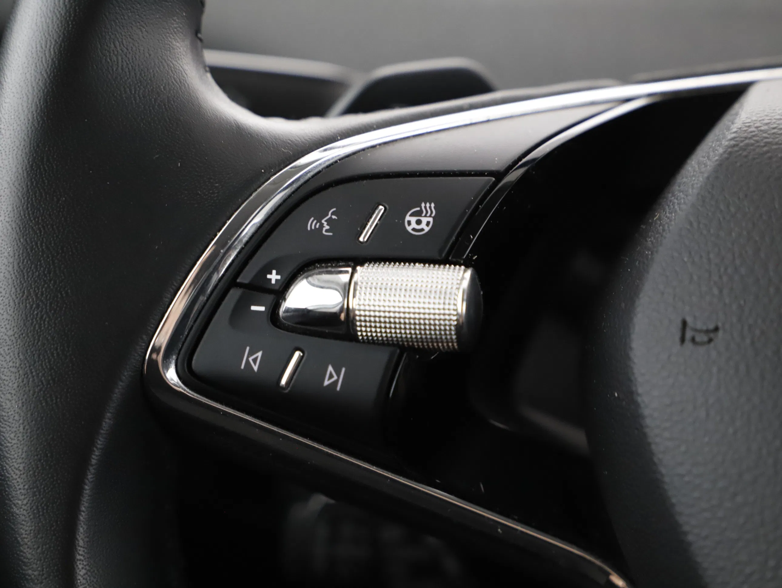Skoda Enyaq iV 80 x Loft | Bild 11 von 21