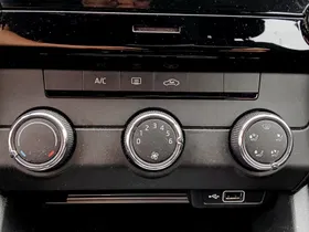 Skoda Octavia Combi 1.6 TDI 4x4 Ambition | Thumbnail 18 von 20