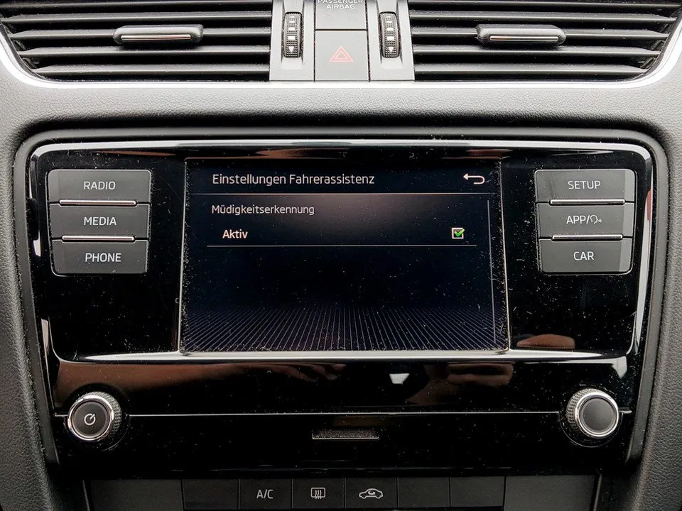 Skoda Octavia Combi 1.6 TDI 4x4 Ambition | Bild 15 von 20