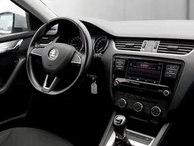 Skoda Octavia Combi 1.6 TDI 4x4 Ambition | Thumbnail 12 von 20