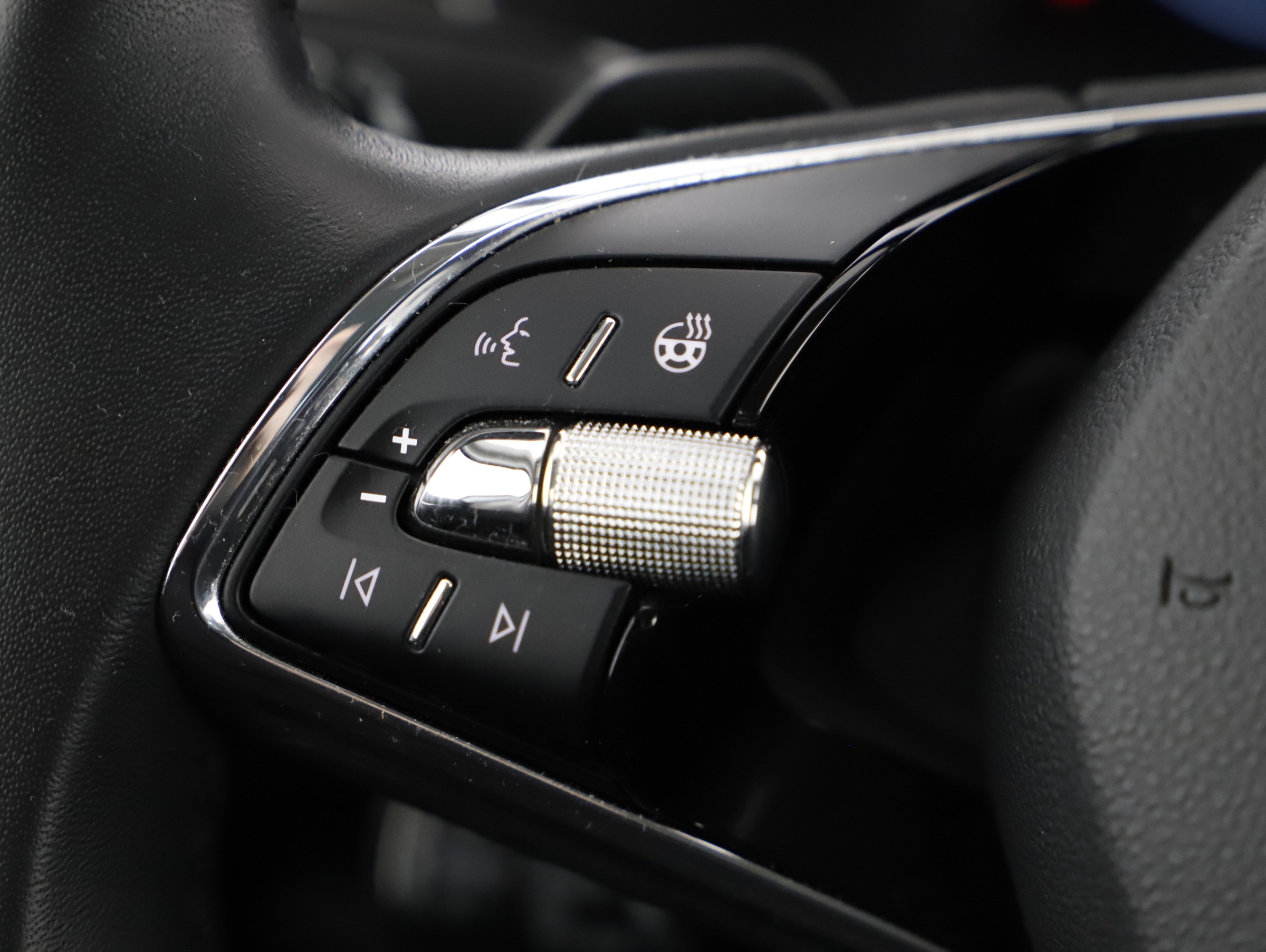 Skoda Octavia Combi 2.0 TDI Scout | Bild 11 von 25