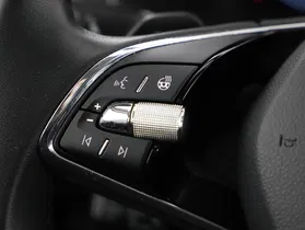 Skoda Octavia Combi 2.0 TDI Scout | Thumbnail 11 von 25