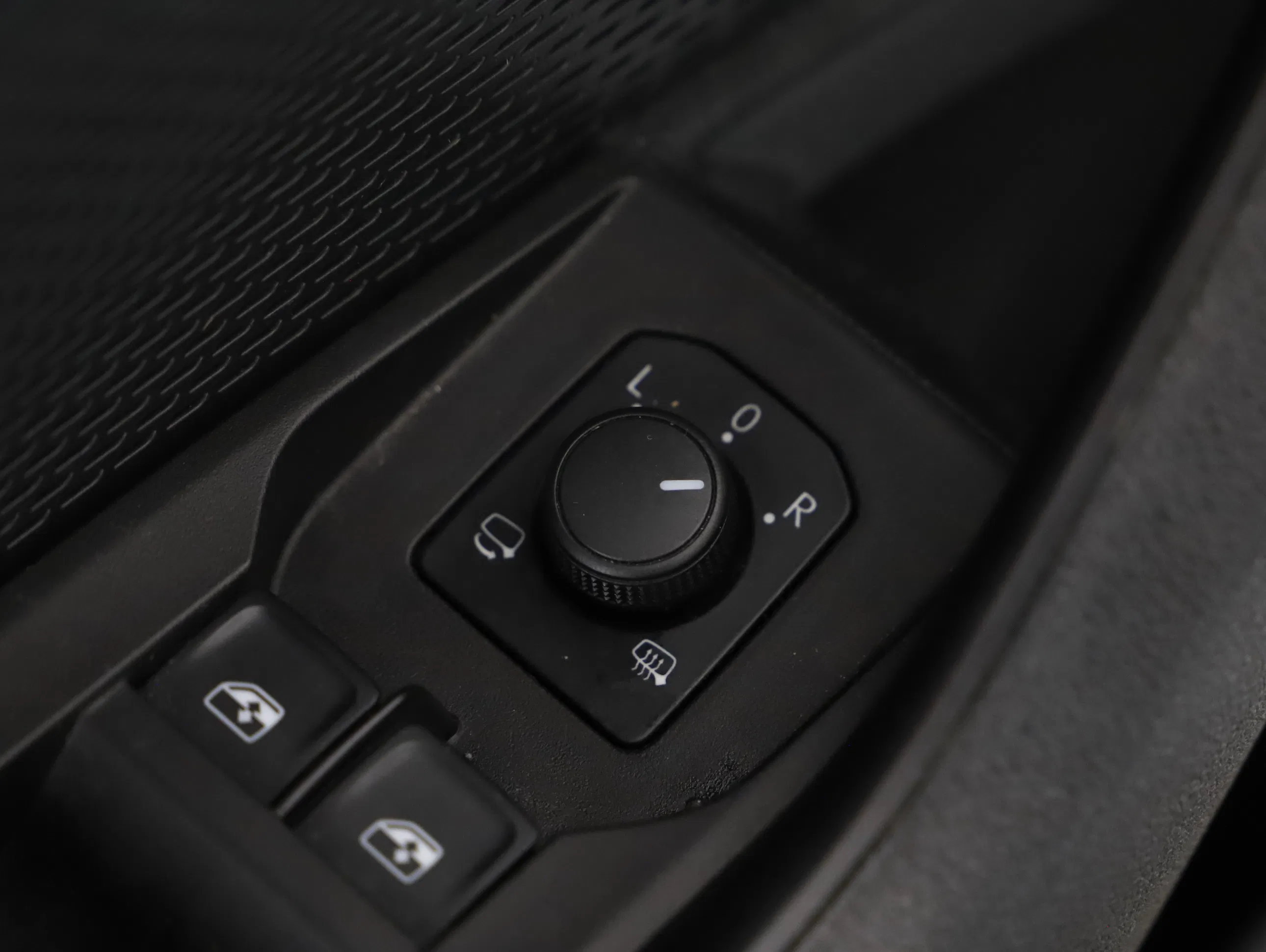 Skoda Octavia Combi 2.0 TDI Scout | Bild 16 von 25