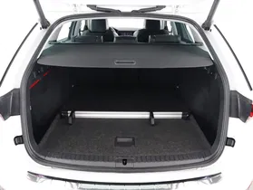 Skoda Octavia Combi 2.0 TDI Scout | Thumbnail 17 von 25
