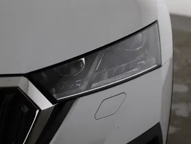 Skoda Octavia Combi 2.0 TDI Scout | Thumbnail 23 von 25