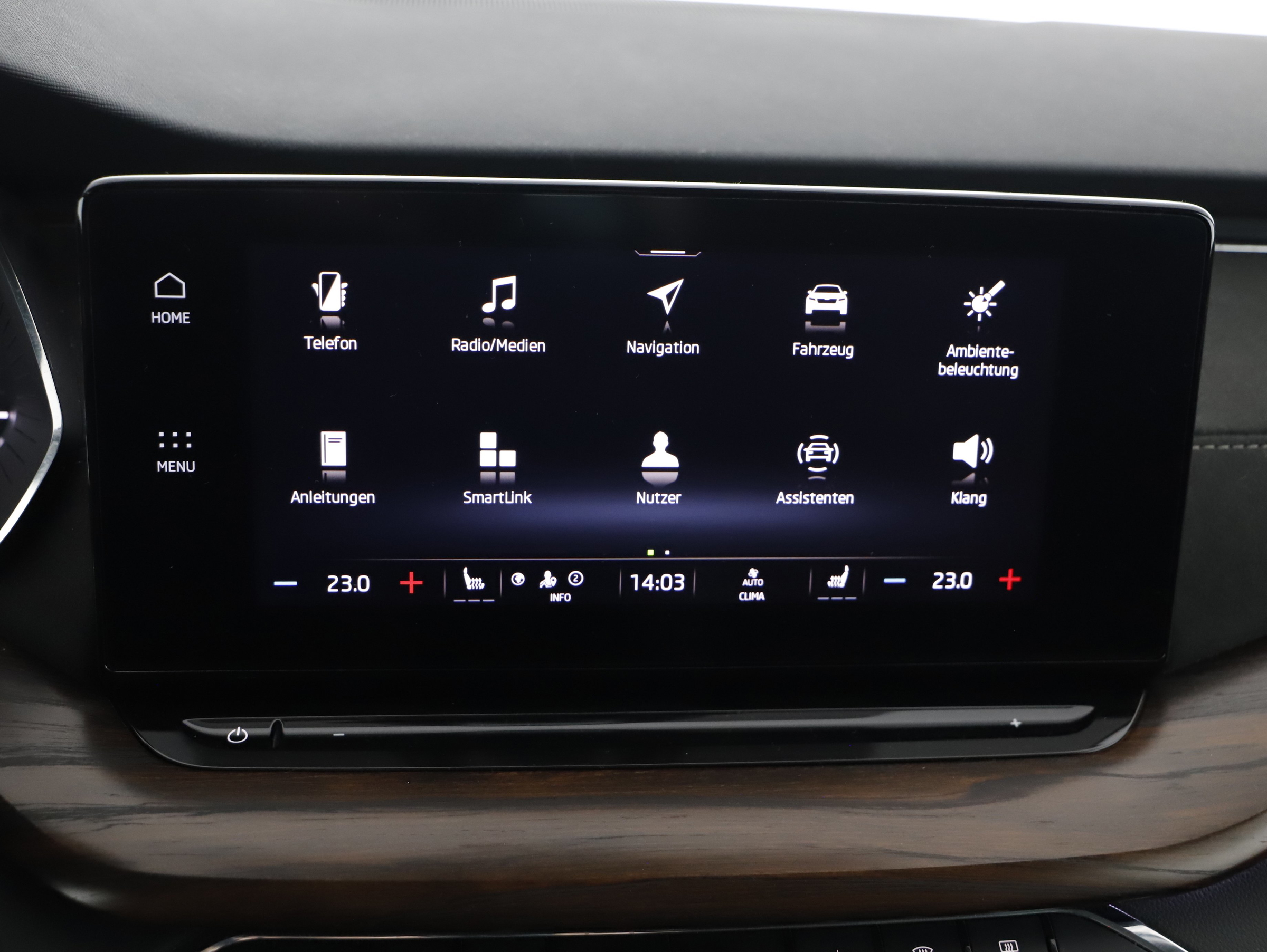 Skoda Octavia Combi 2.0 TDI Scout | Bild 7 von 25