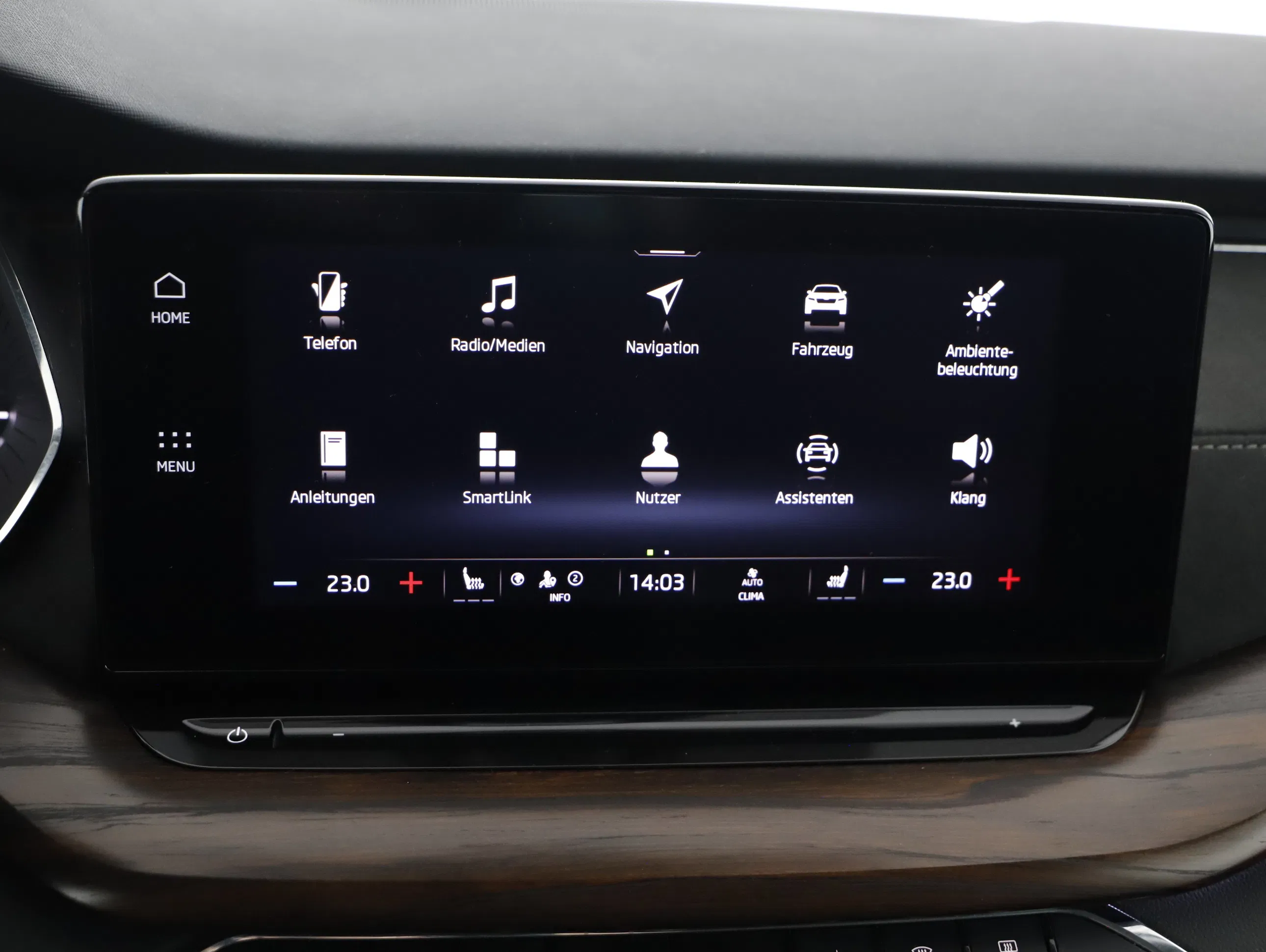 Skoda Octavia Combi 2.0 TDI Scout | Bild 7 von 25