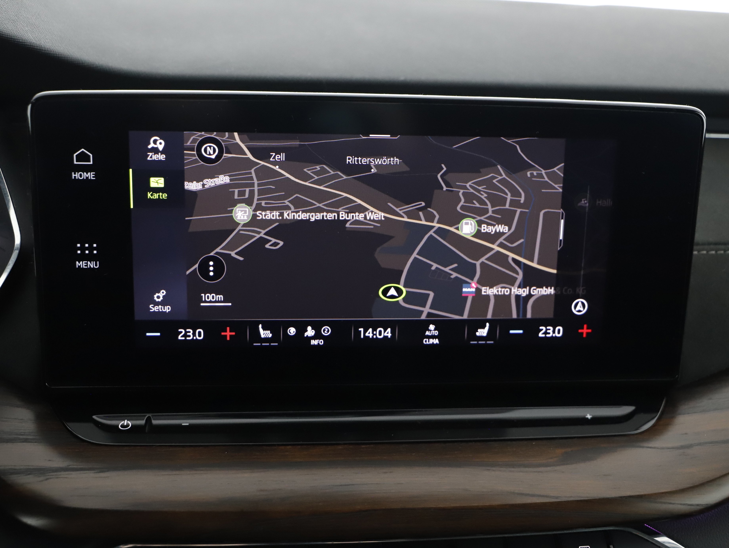 Skoda Octavia Combi 2.0 TDI Scout | Bild 8 von 25