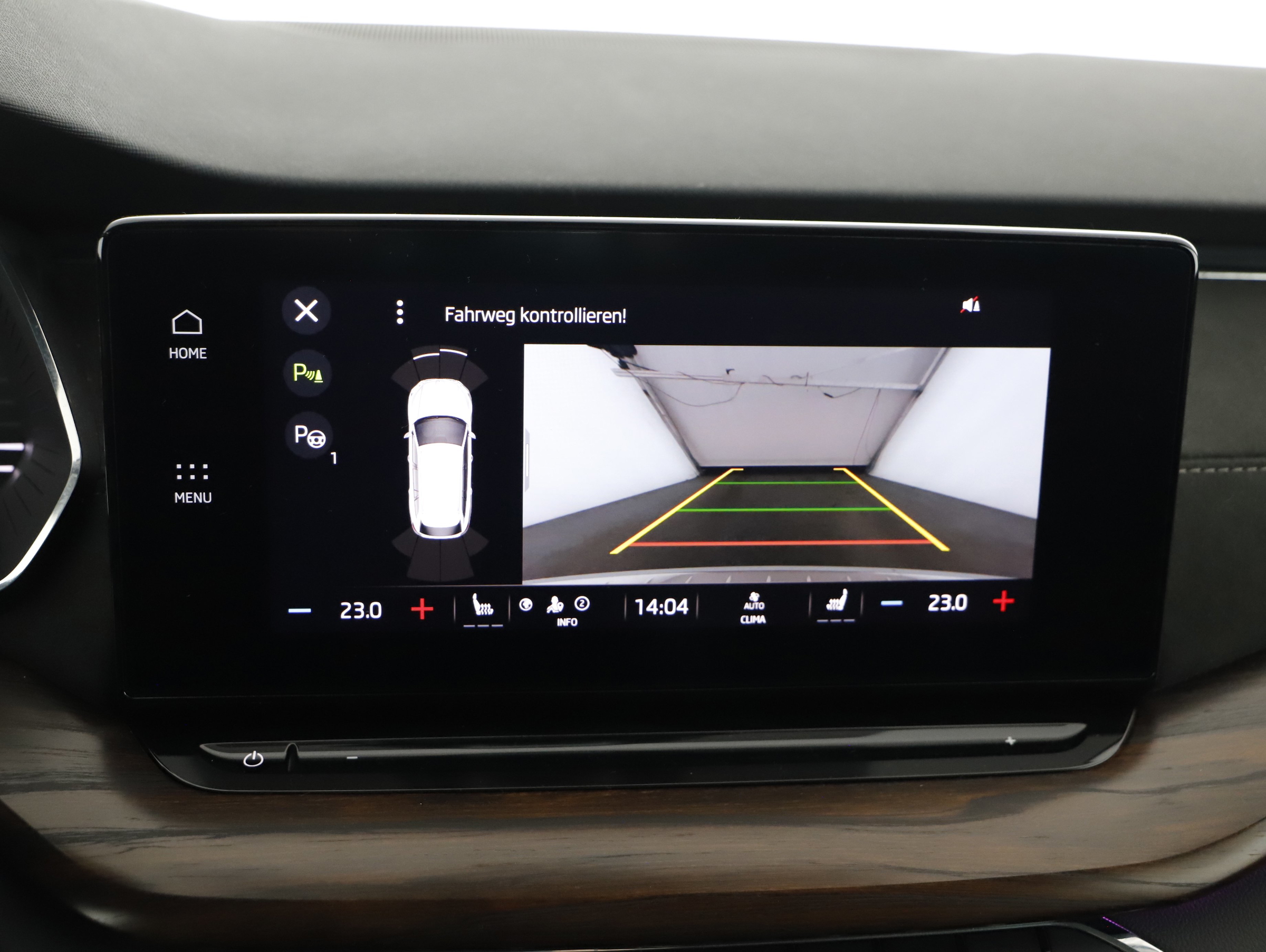 Skoda Octavia Combi 2.0 TDI Scout | Bild 9 von 25