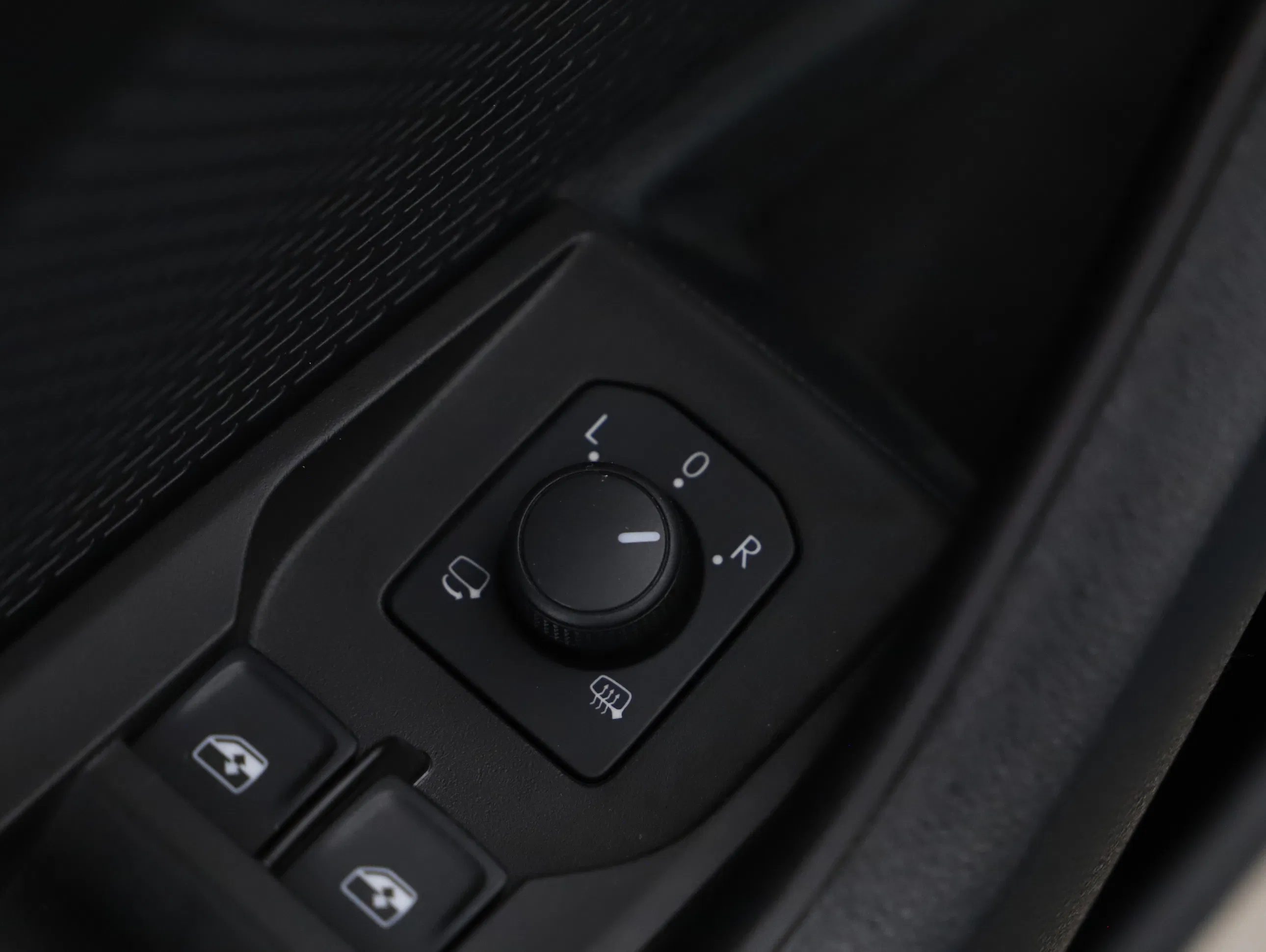 Skoda Octavia Combi 2.0 TDI Scout | Bild 16 von 23