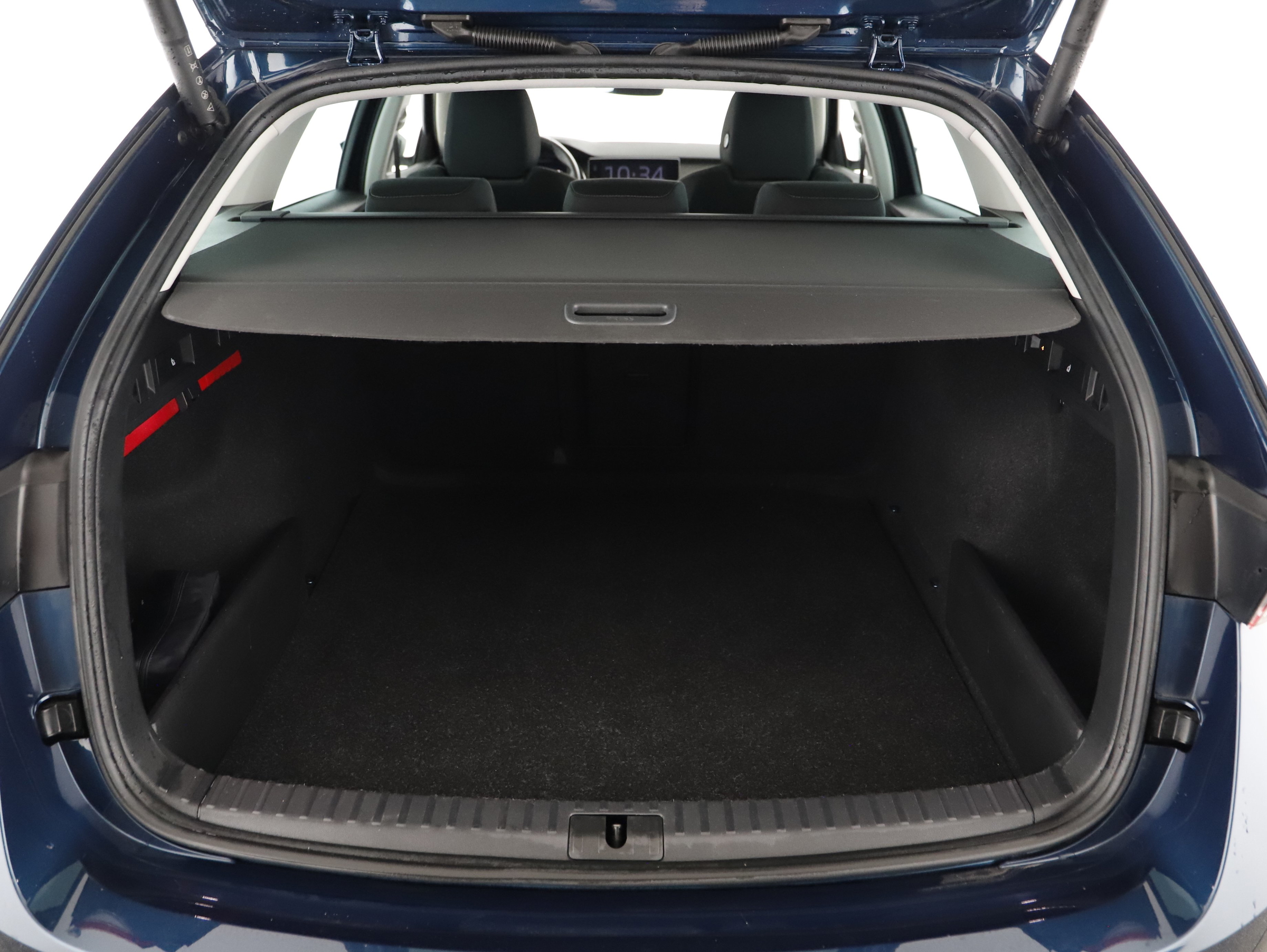 Skoda Octavia Combi 2.0 TDI Scout | Bild 17 von 23